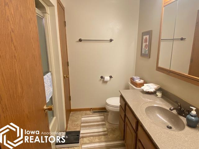 3512 North Shore Drive, Clear Lake, Iowa image 14