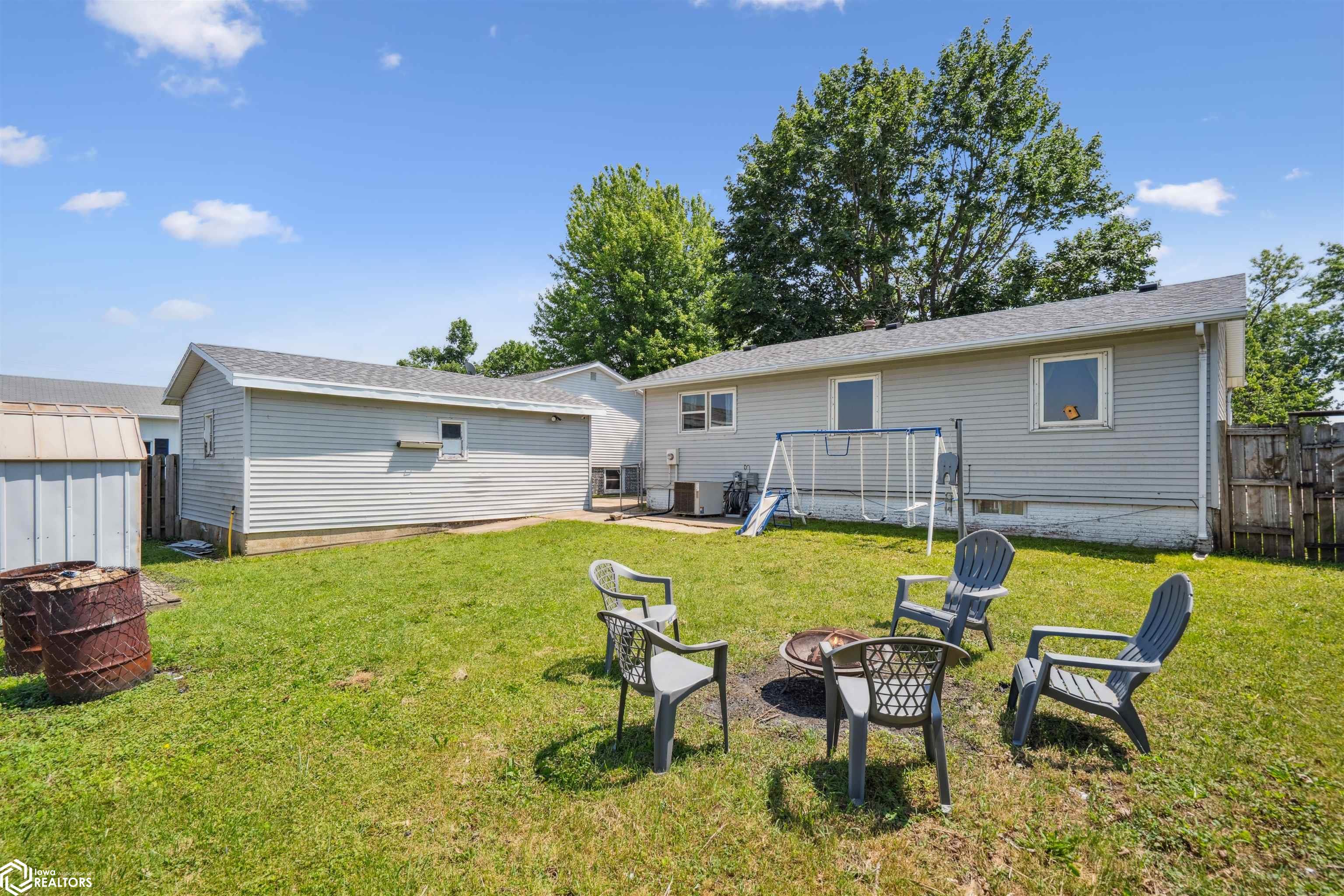 1205 Larkfield Court, Marshalltown, Iowa image 19
