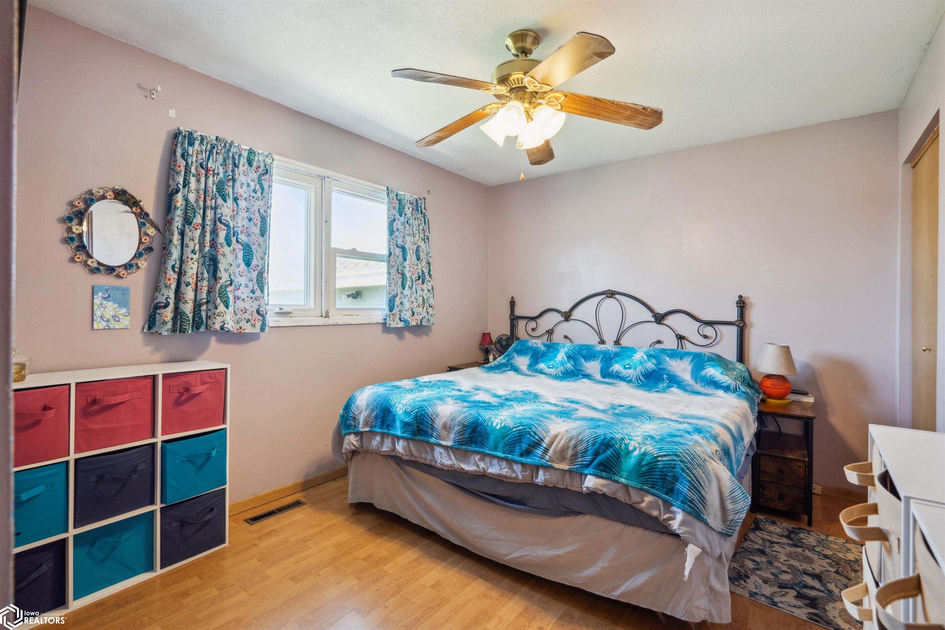 1205 Larkfield Court, Marshalltown, Iowa image 8