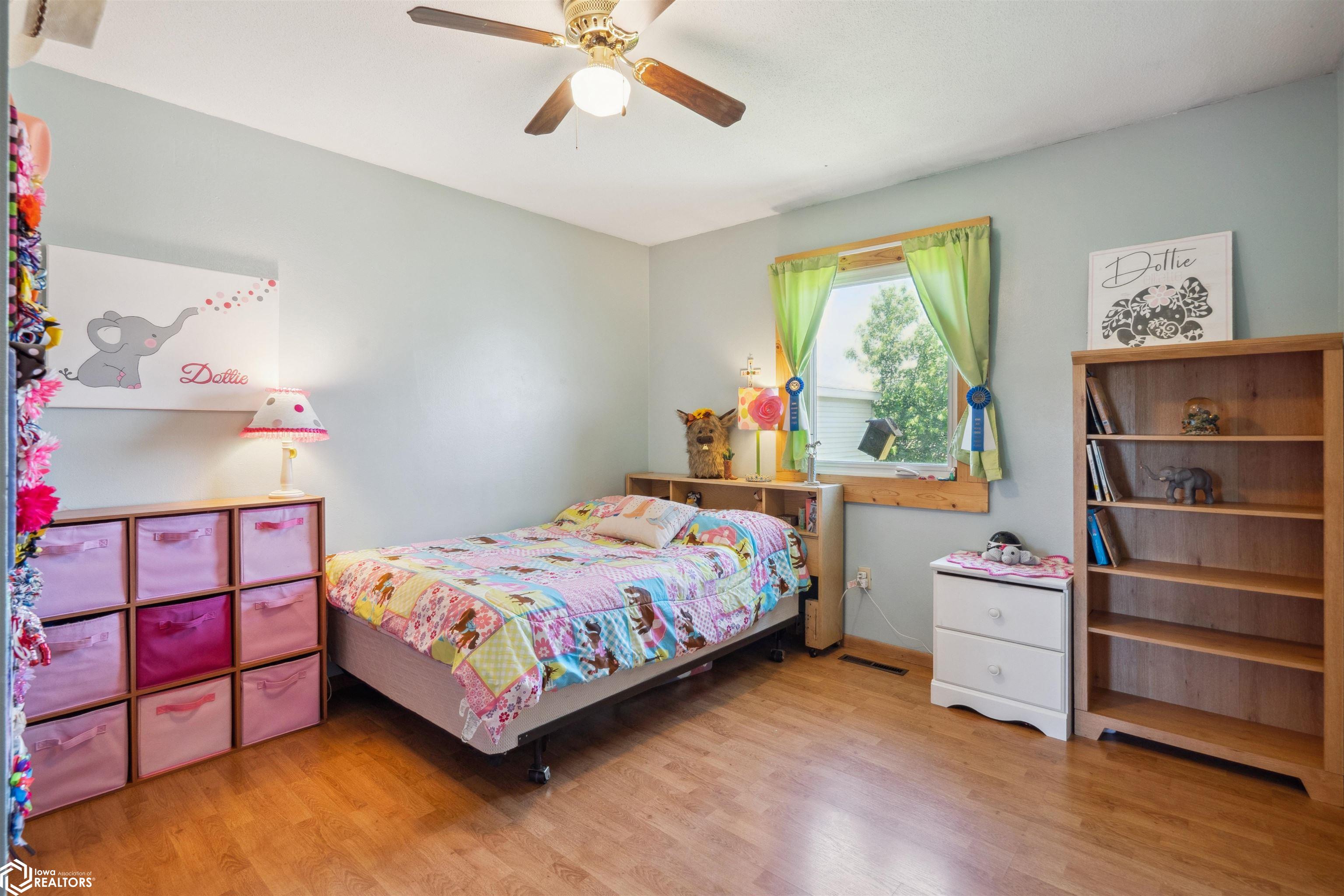 1205 Larkfield Court, Marshalltown, Iowa image 10