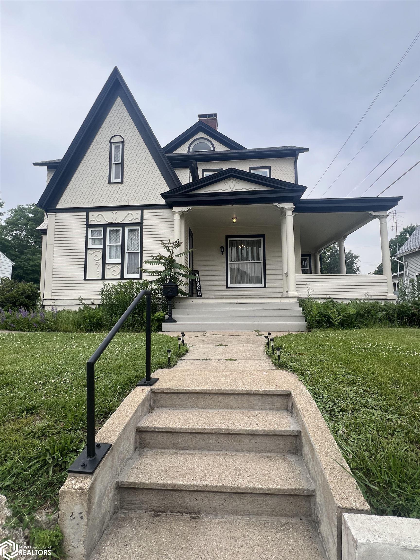 407 A Avenue, Oskaloosa, Iowa image 2