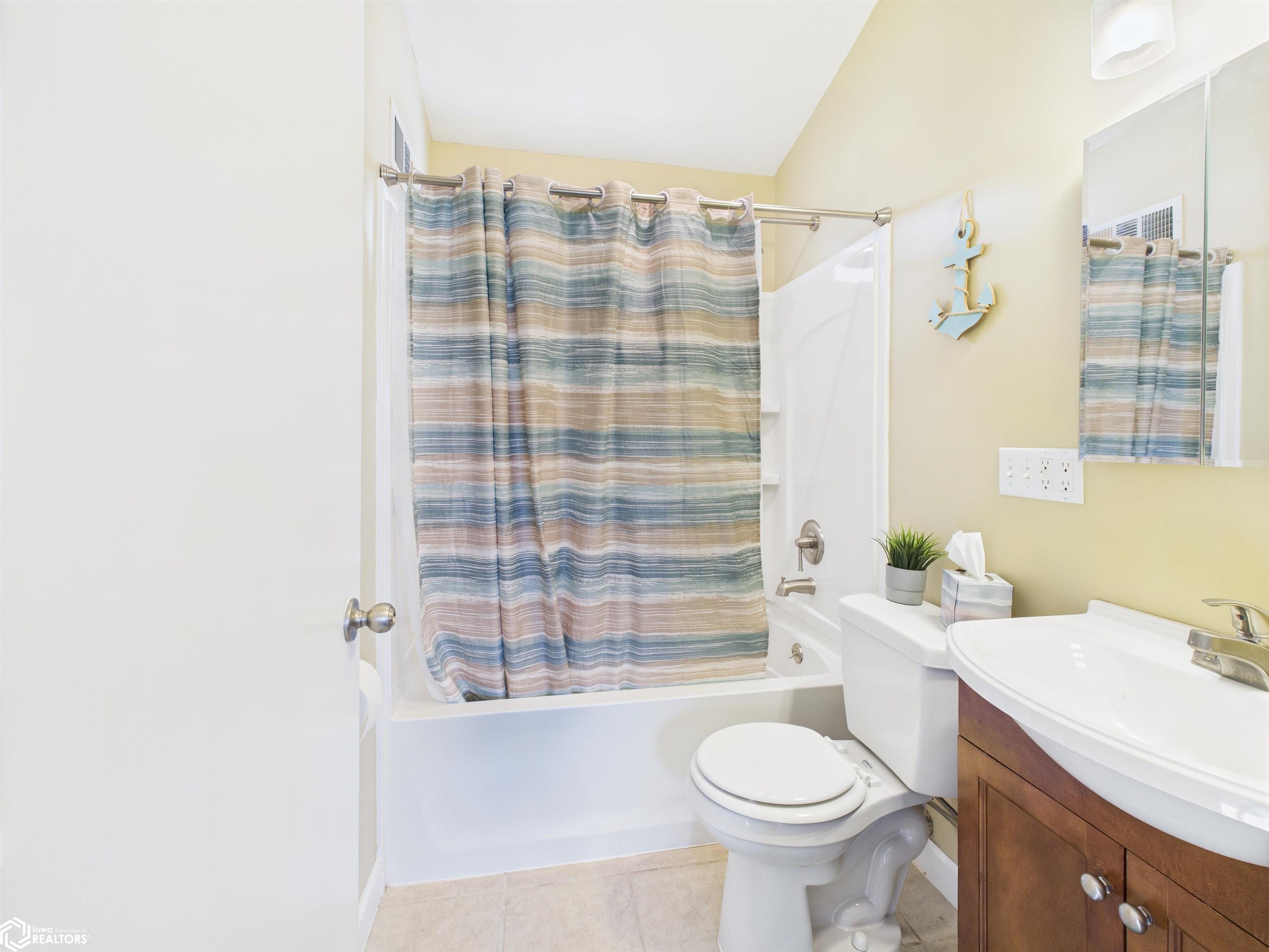 7 Navaho Drive, Keokuk, Iowa image 17