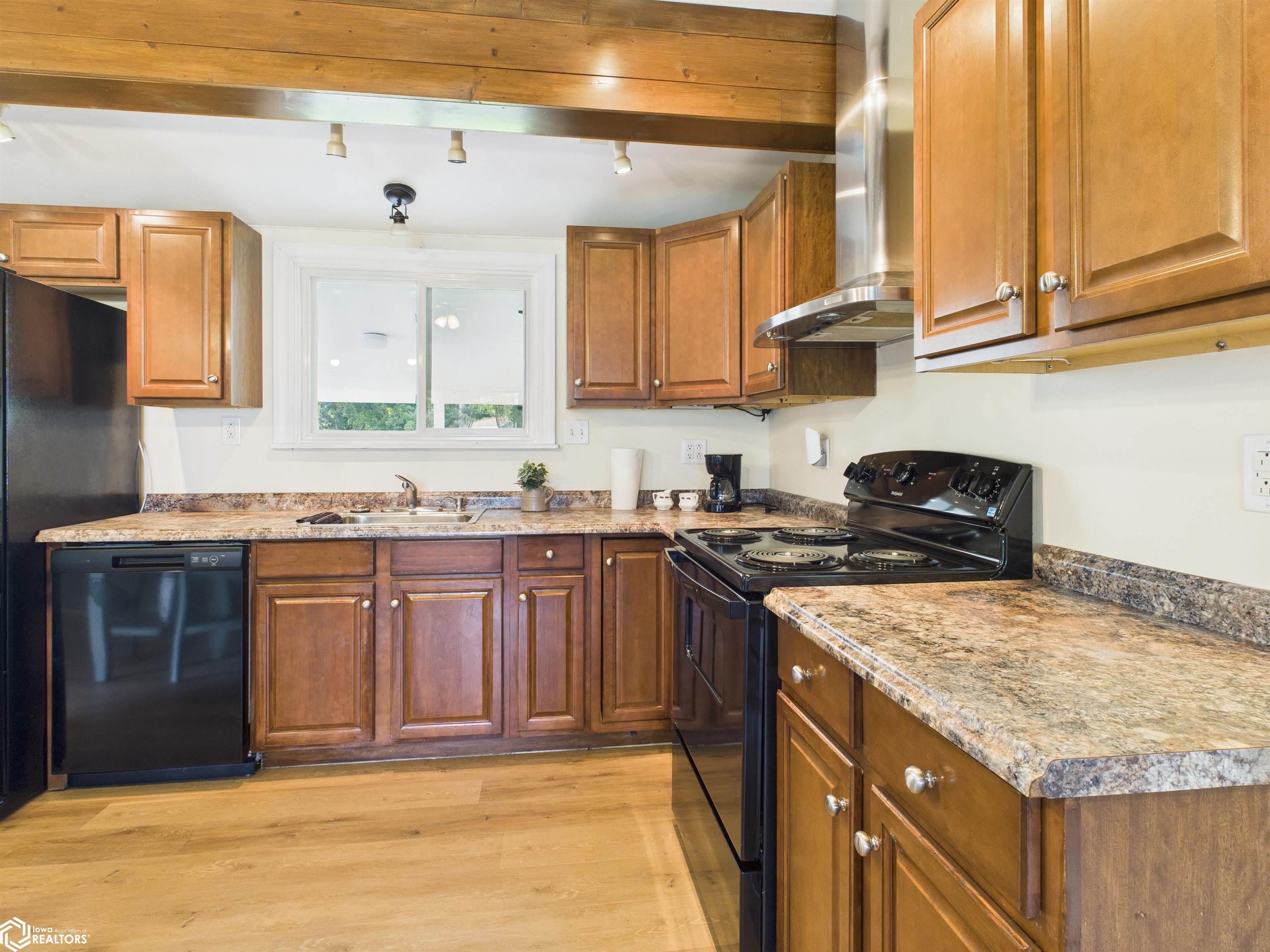 7 Navaho Drive, Keokuk, Iowa image 10