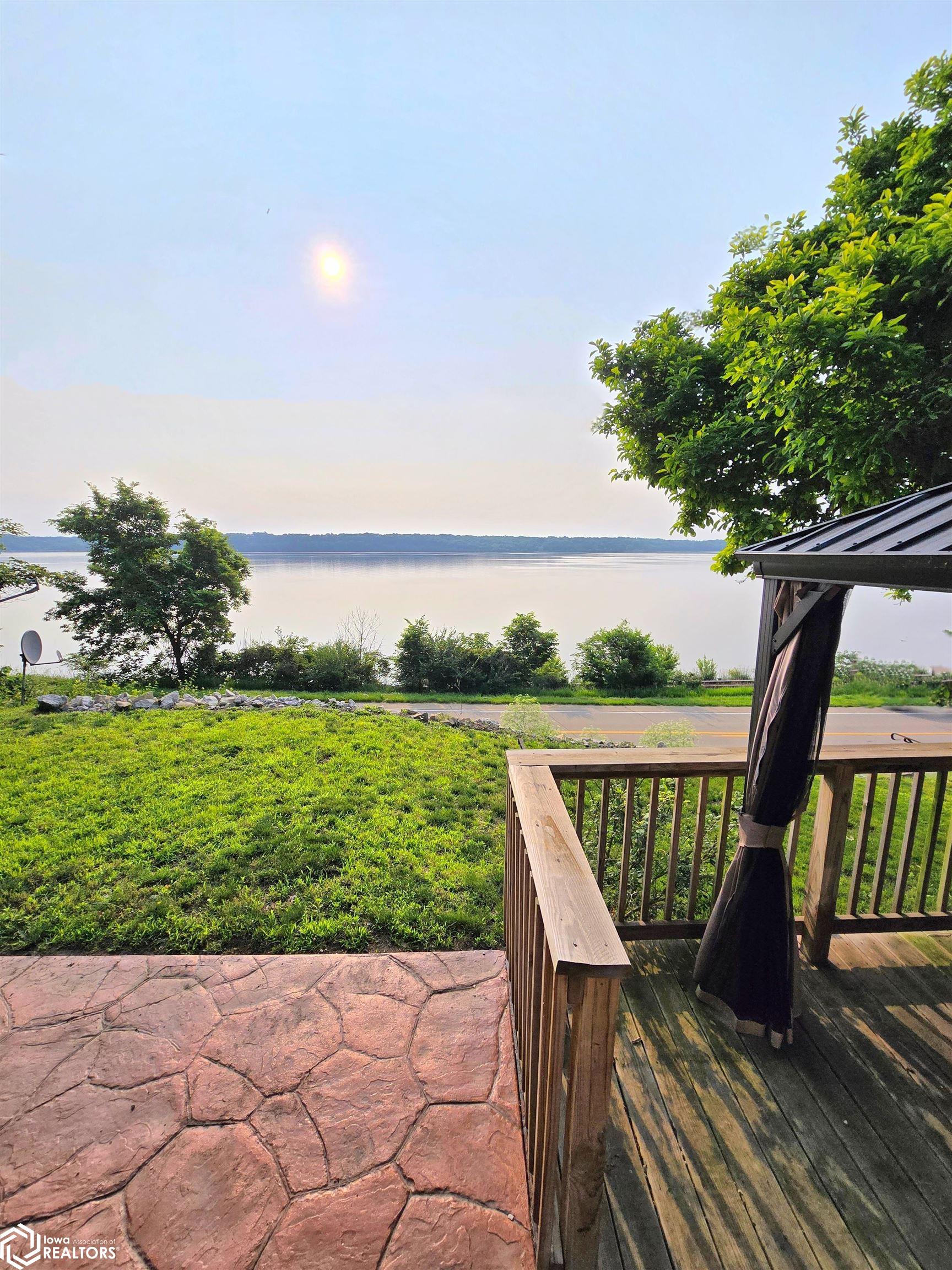 3575 Mississippi River Road, Keokuk, Iowa image 6