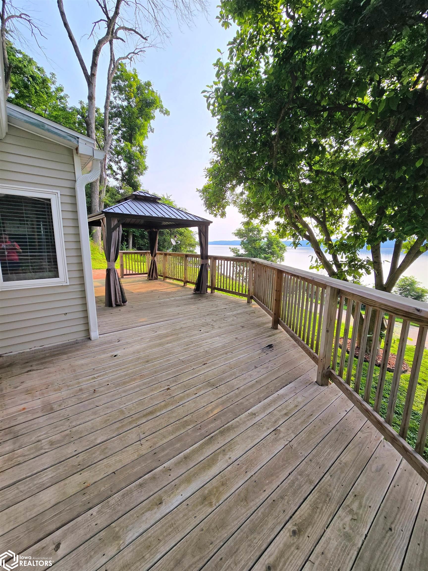 3575 Mississippi River Road, Keokuk, Iowa image 9