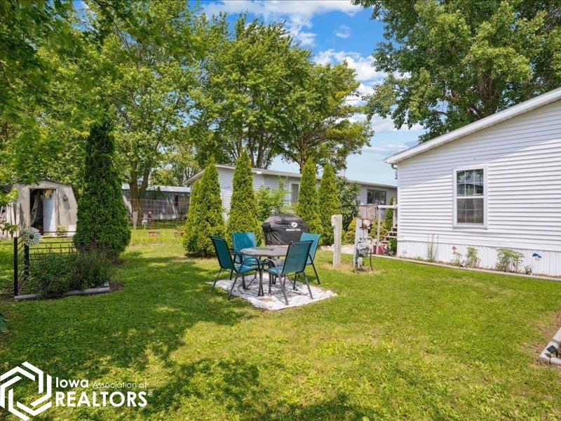45 Village Court, Mediapolis, Iowa image 24