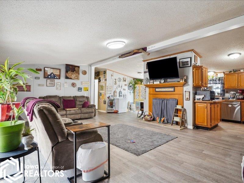 45 Village Court, Mediapolis, Iowa image 6
