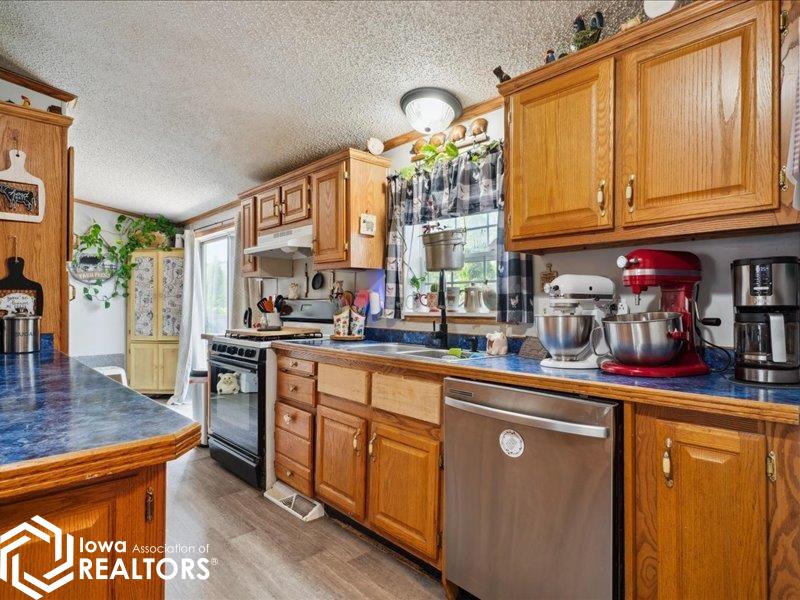 45 Village Court, Mediapolis, Iowa image 9