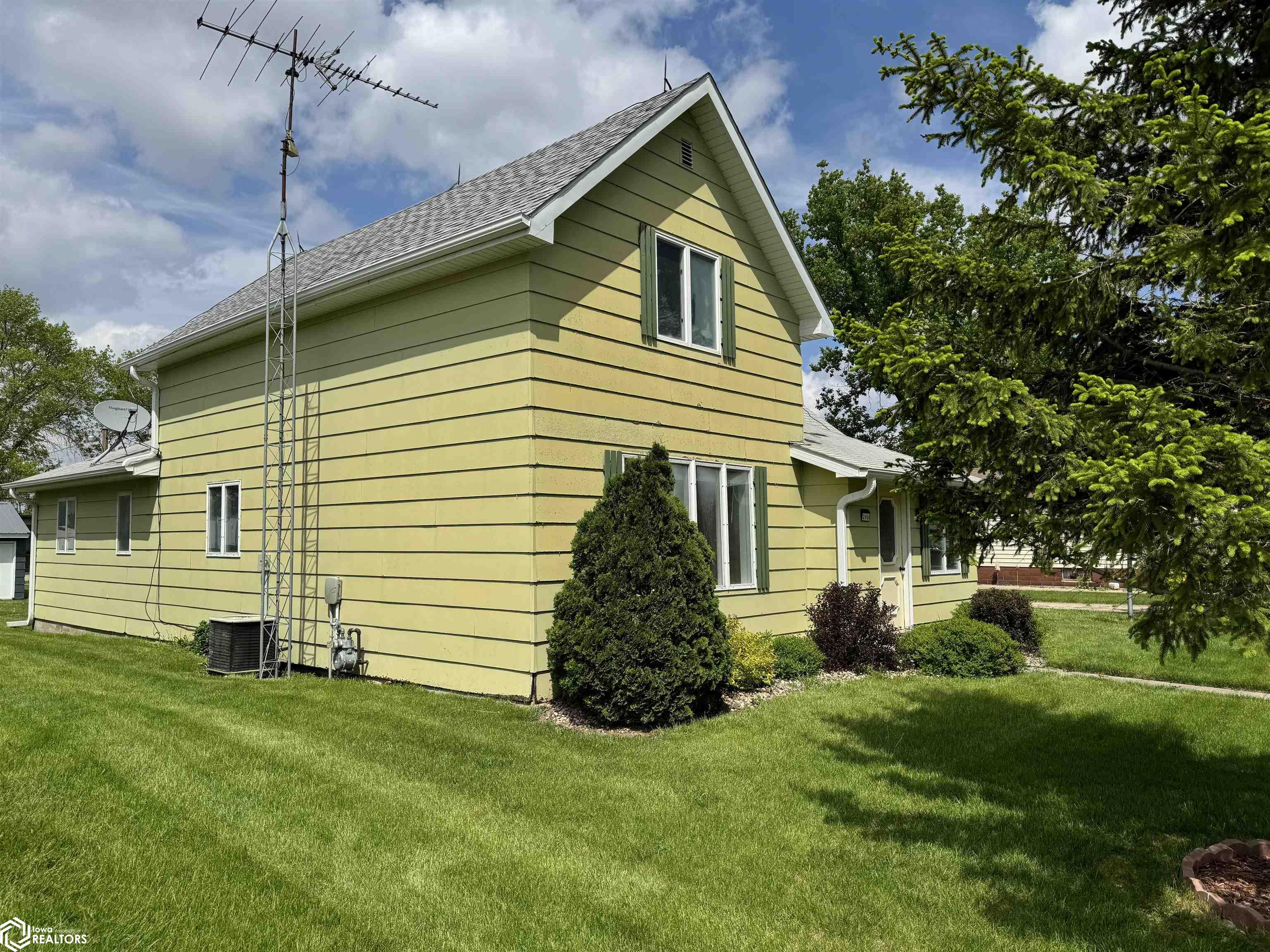 209 Blaine Street, Ledyard, Iowa image 12