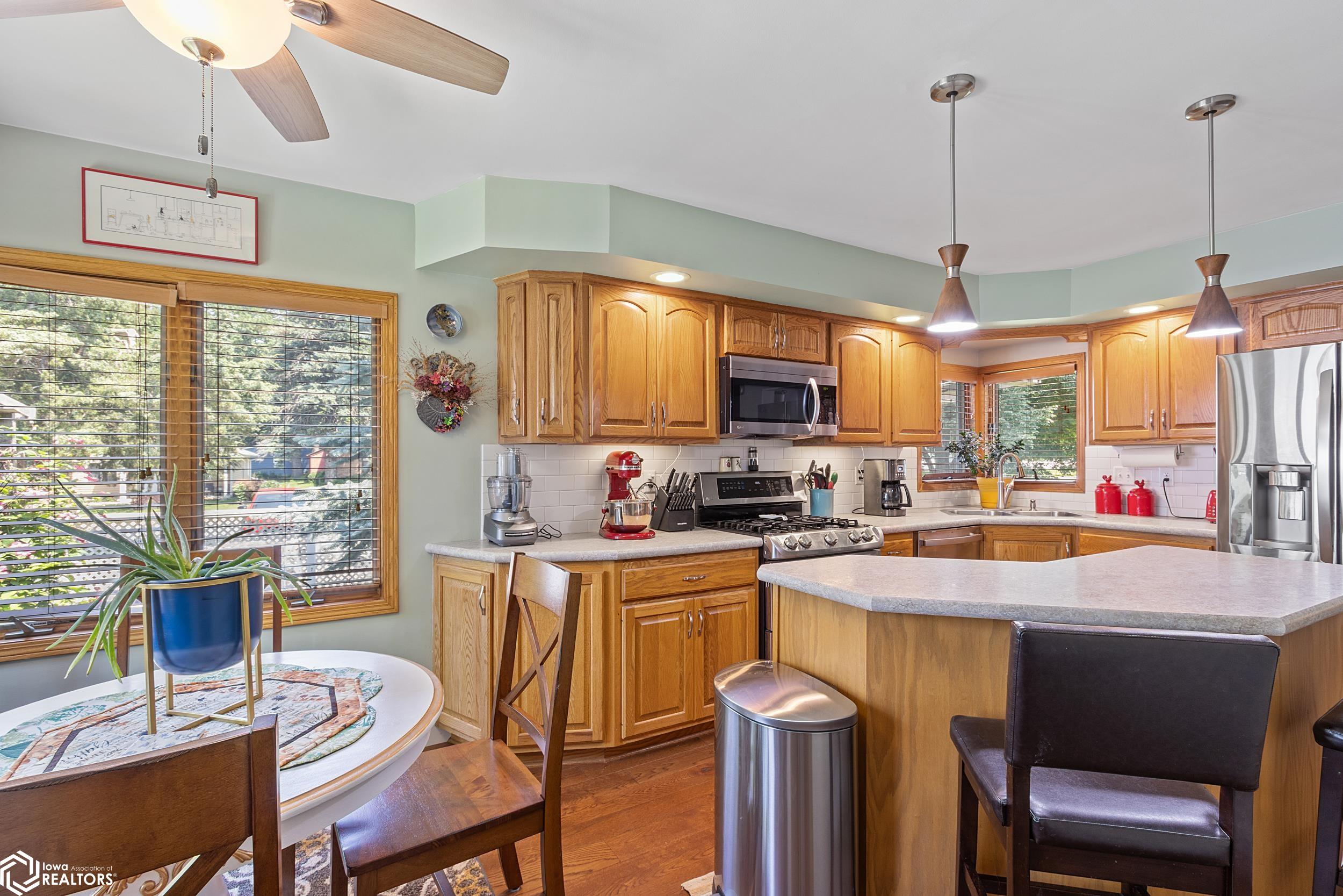 125 N 15th St, Clear Lake, Iowa image 7