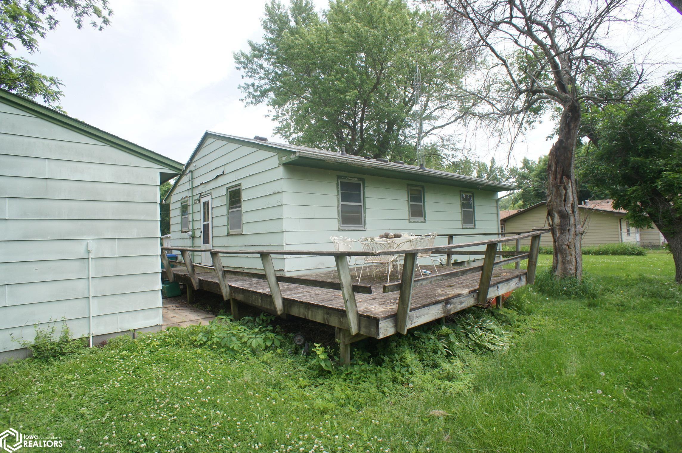 217 Apple Avenue, Webster City, Iowa image 15