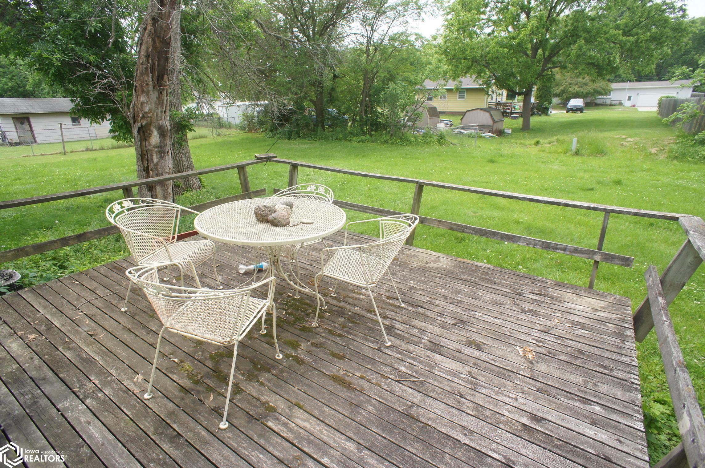 217 Apple Avenue, Webster City, Iowa image 16
