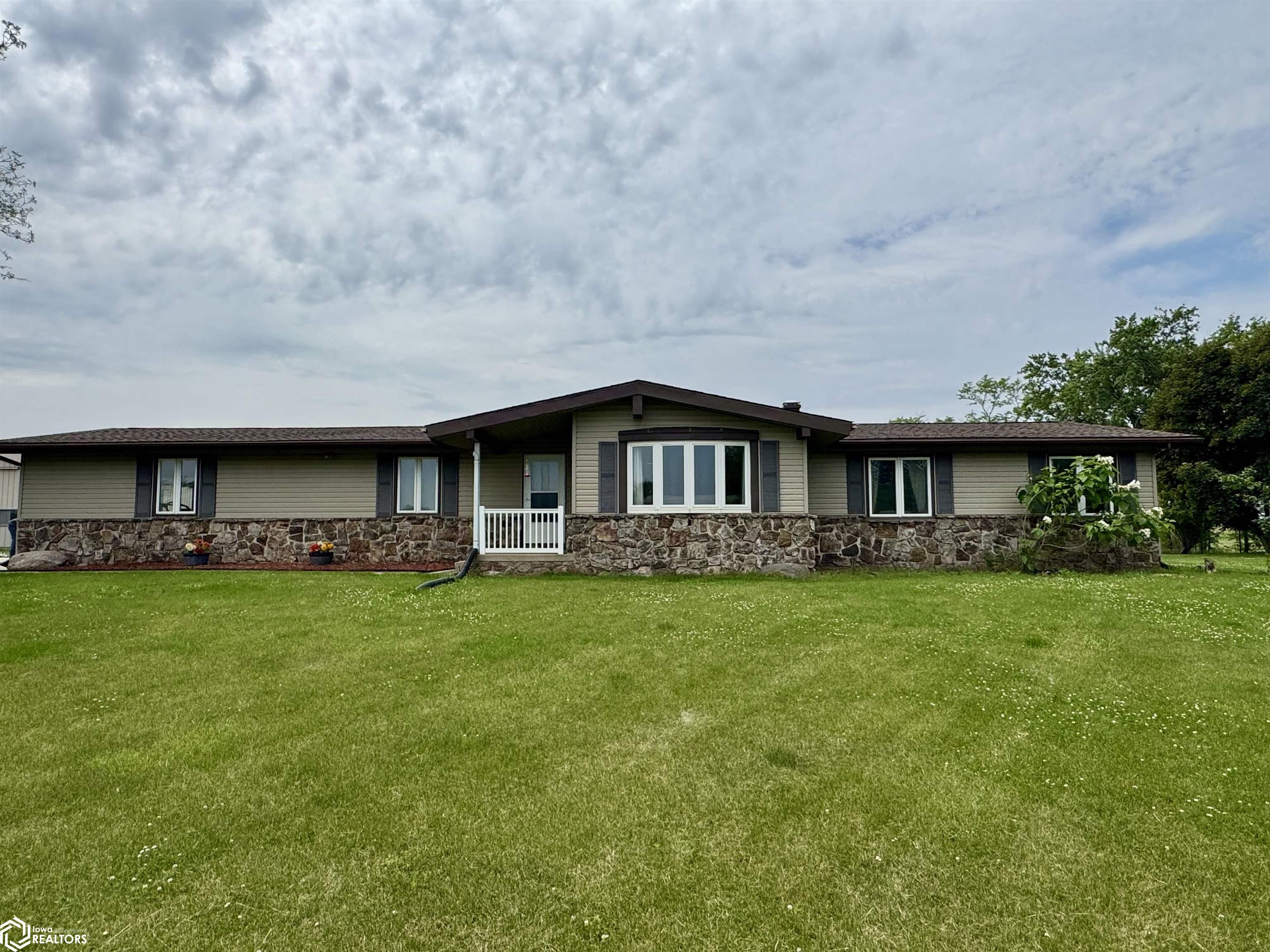 153 310th Street, Coon Rapids, Iowa image 1