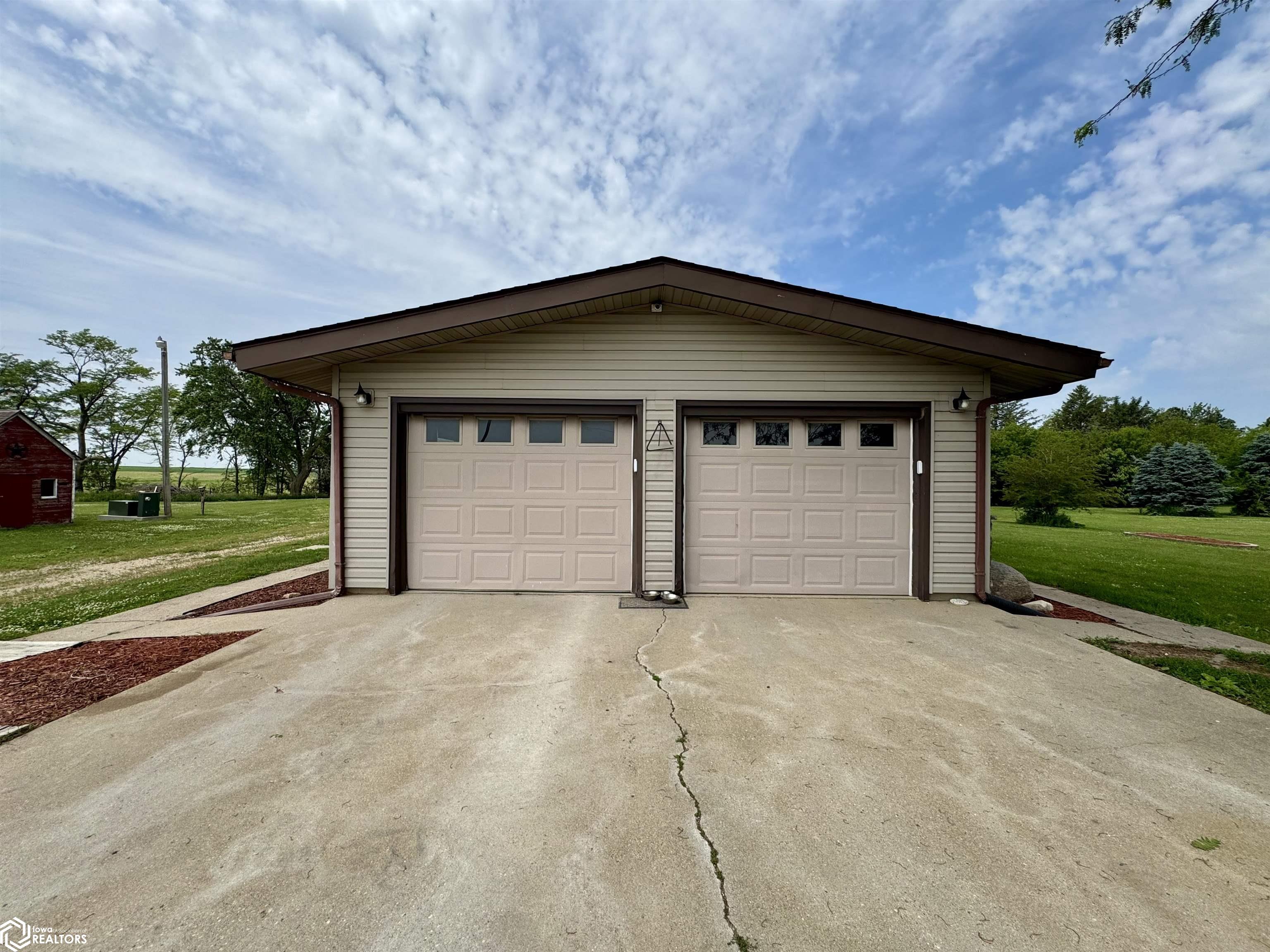 153 310th Street, Coon Rapids, Iowa image 2