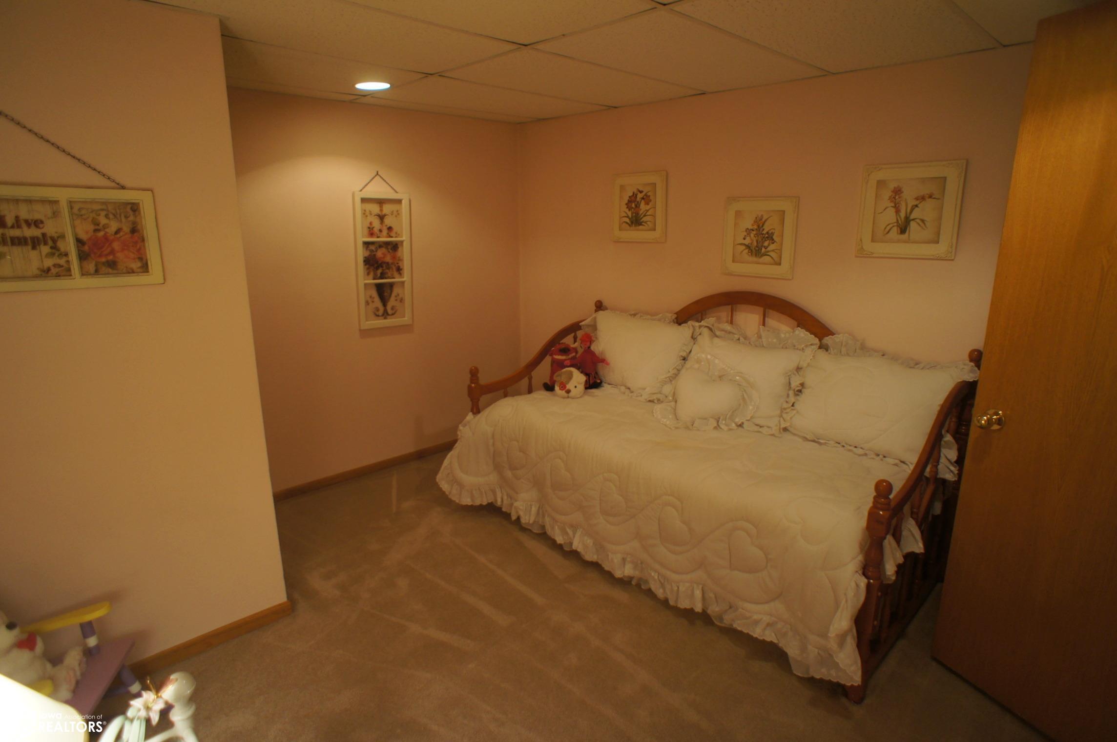 1611 Grand Street, Webster City, Iowa image 36