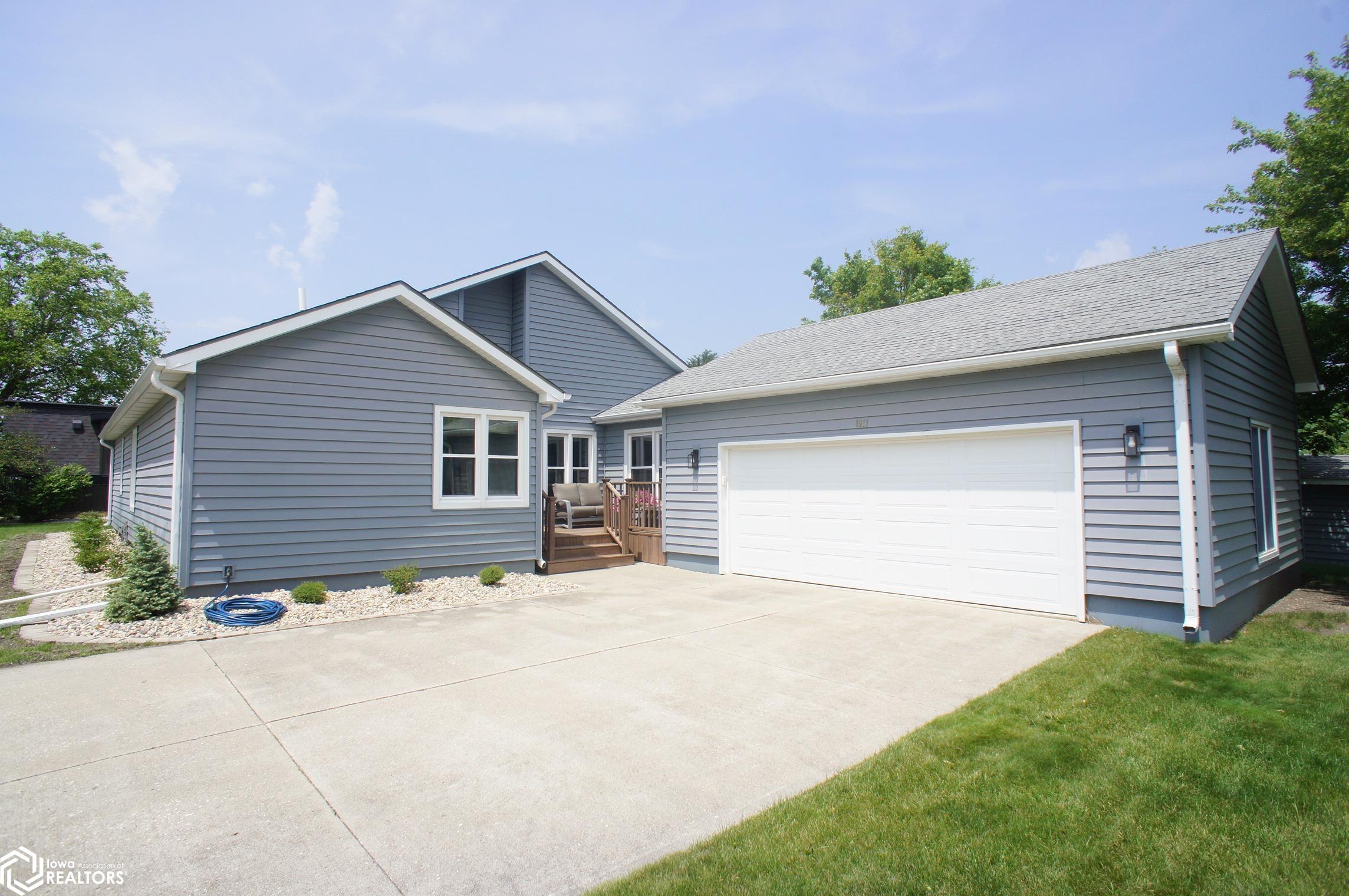 1611 Grand Street, Webster City, Iowa image 47