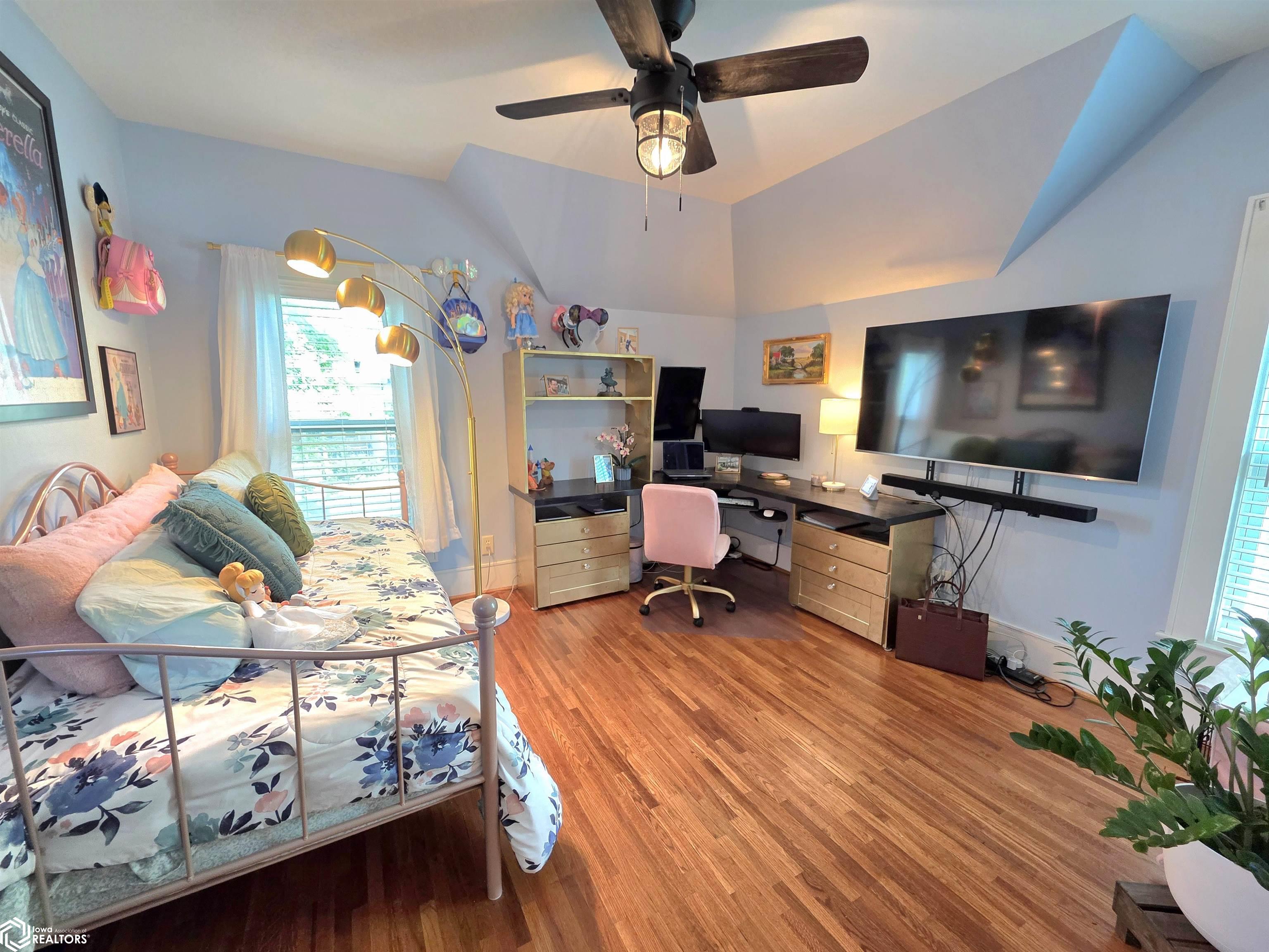 323 6th Nw Street, Mason City, Iowa image 32