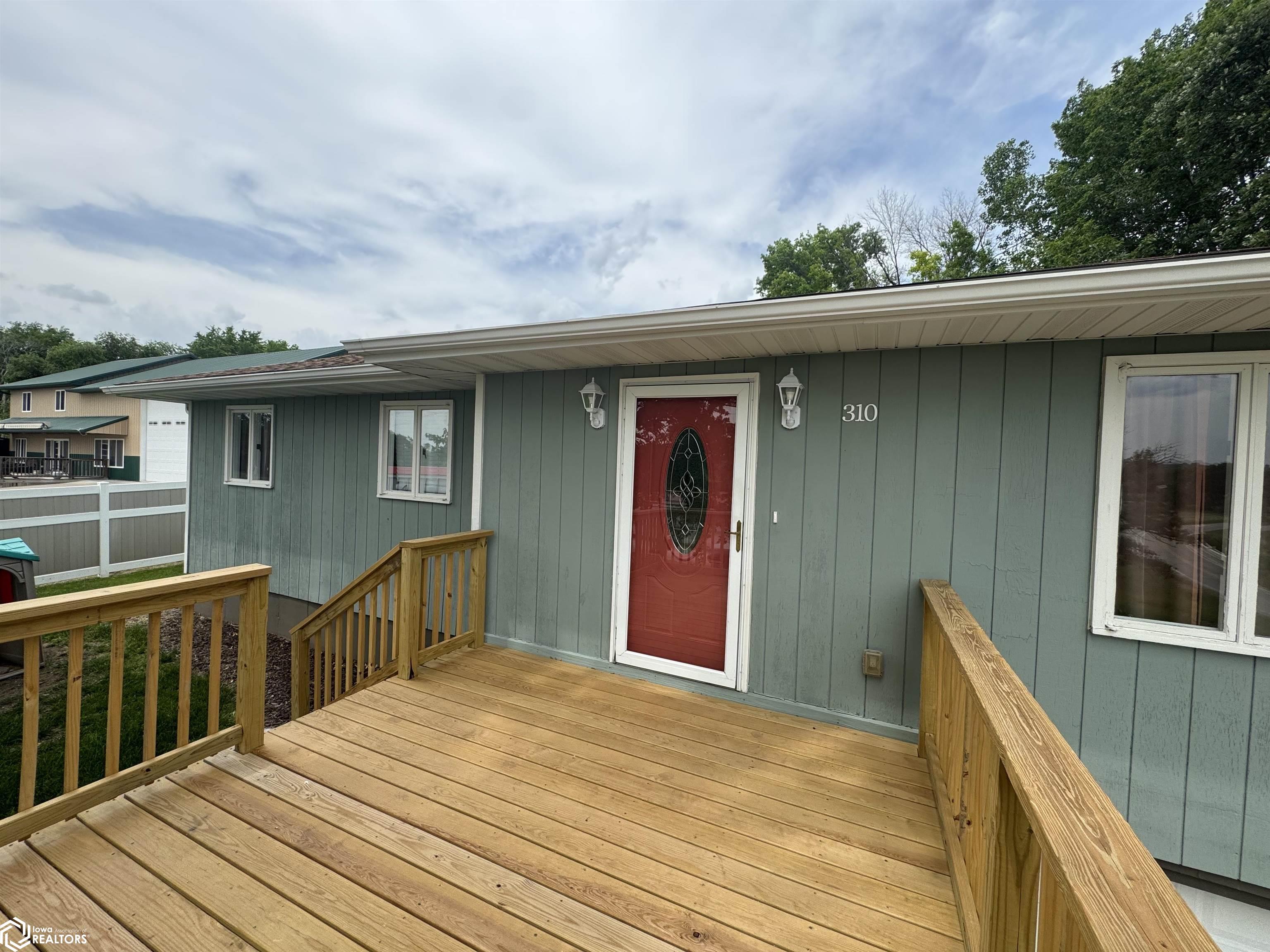 310 Hickory Street, Rathbun, Iowa image 2