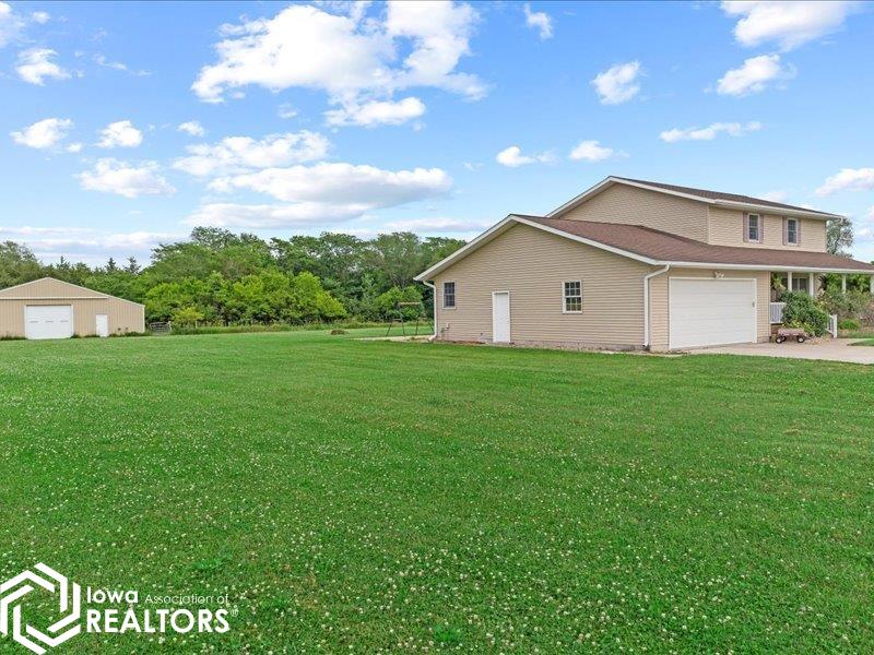 10520 220th Avenue, Danville, Iowa image 24