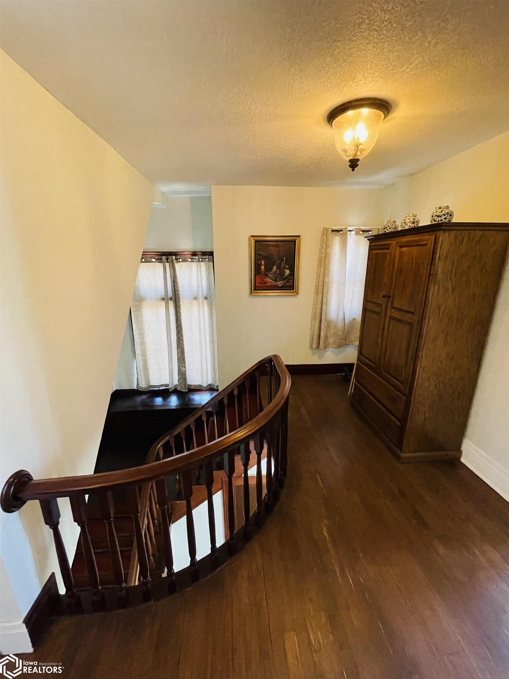 101 S Stone, Creston, Iowa image 33