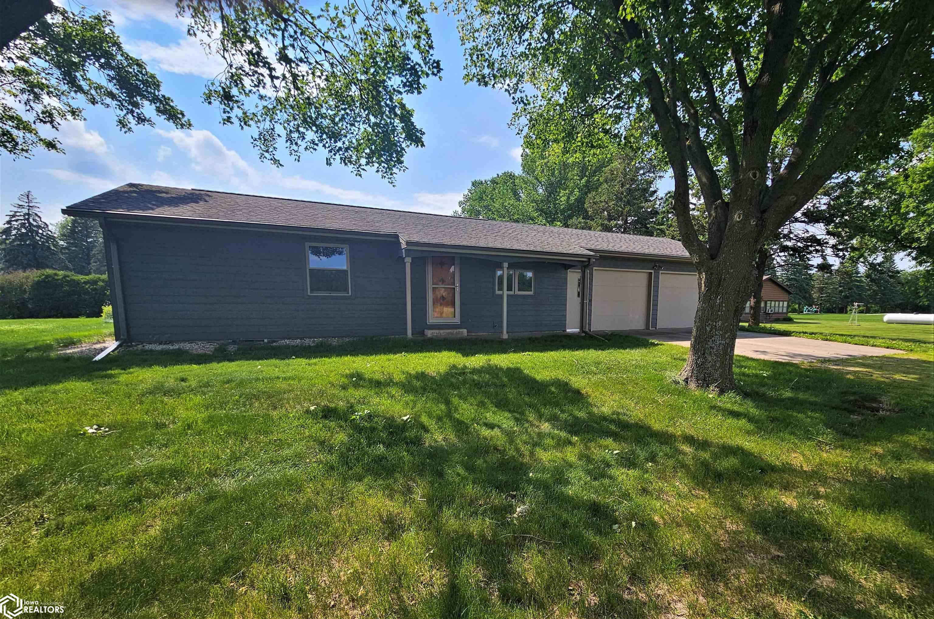 1215 190th Street, Algona, Iowa image 3