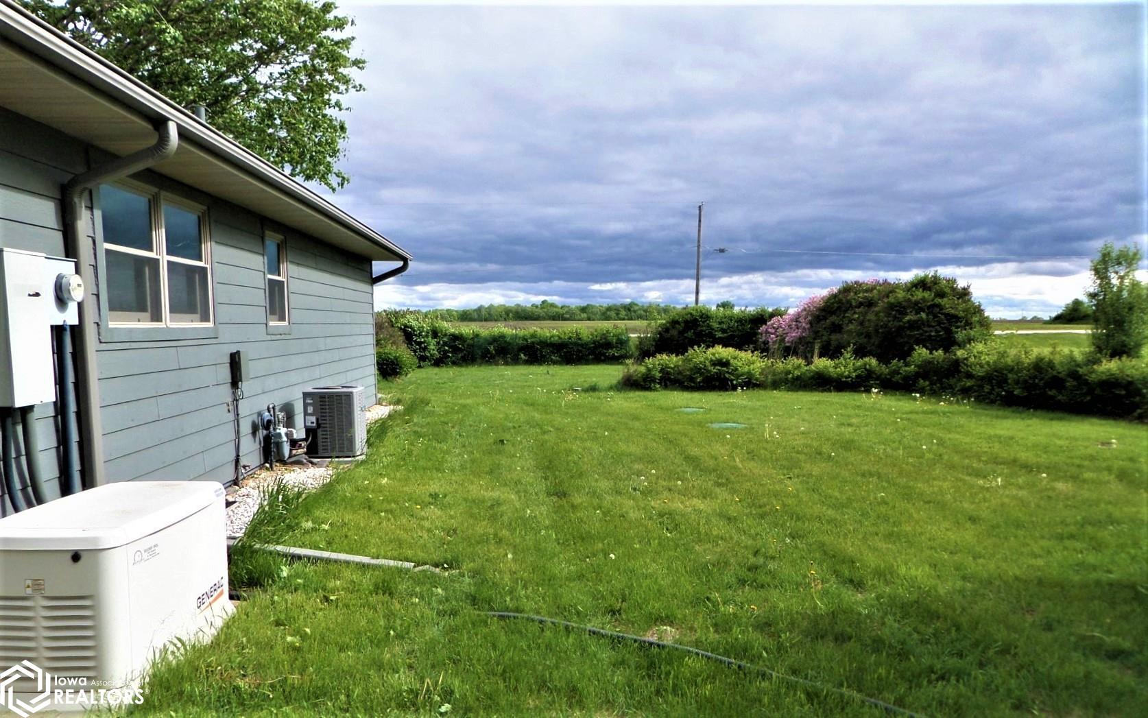 1215 190th Street, Algona, Iowa image 7
