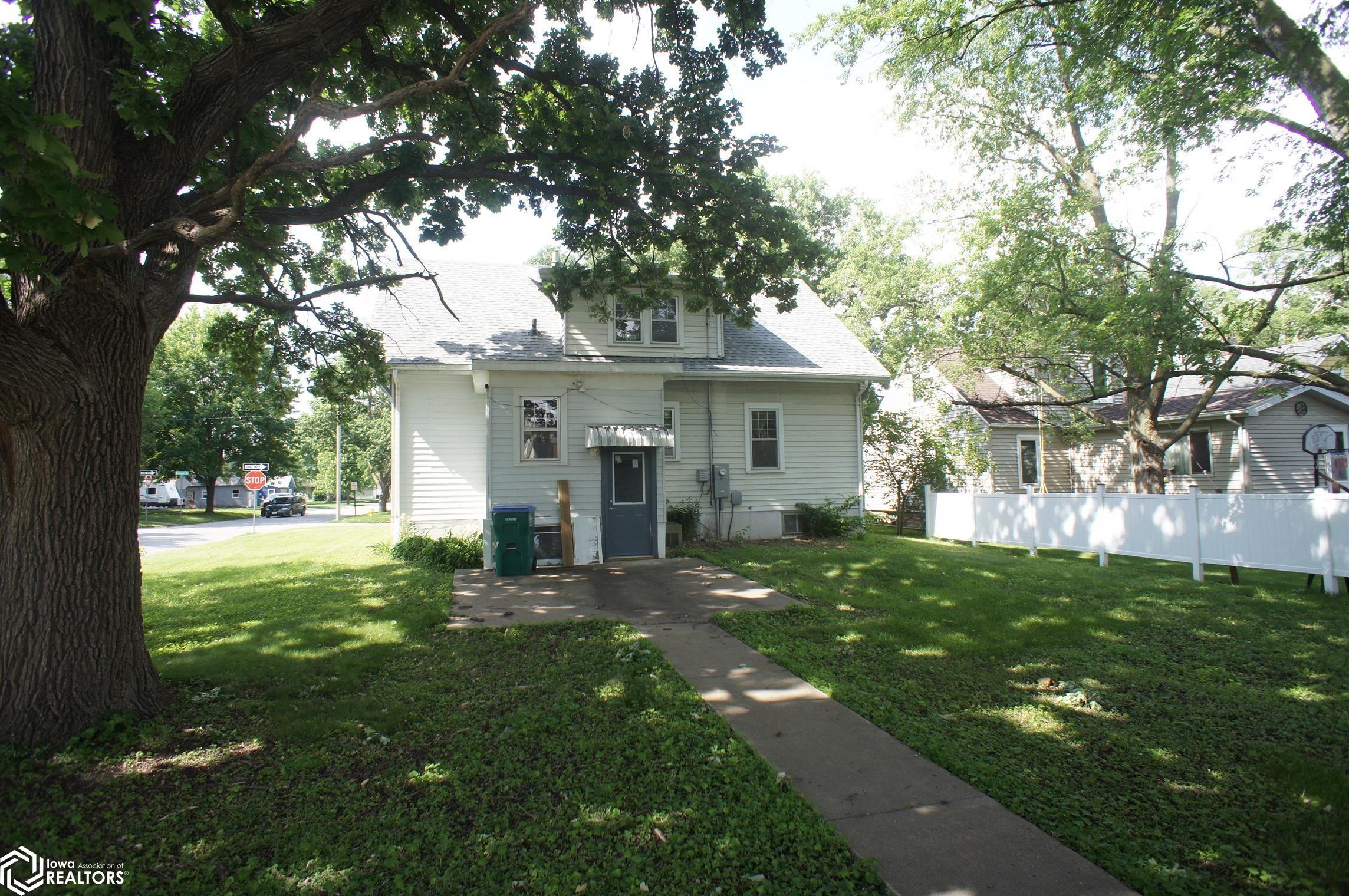 944 Division Street, Webster City, Iowa image 23