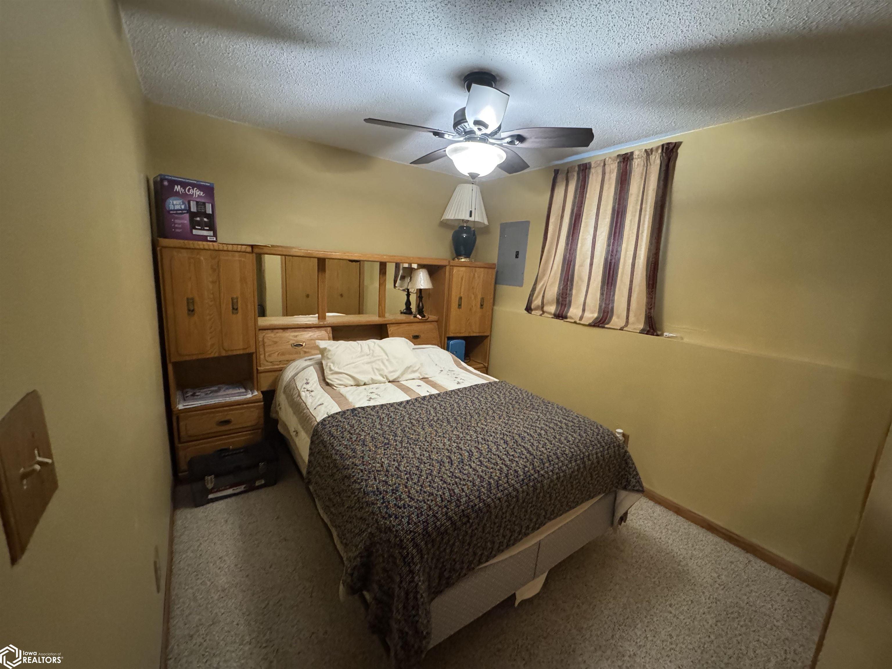 212 Albany Street, Ottumwa, Iowa image 11
