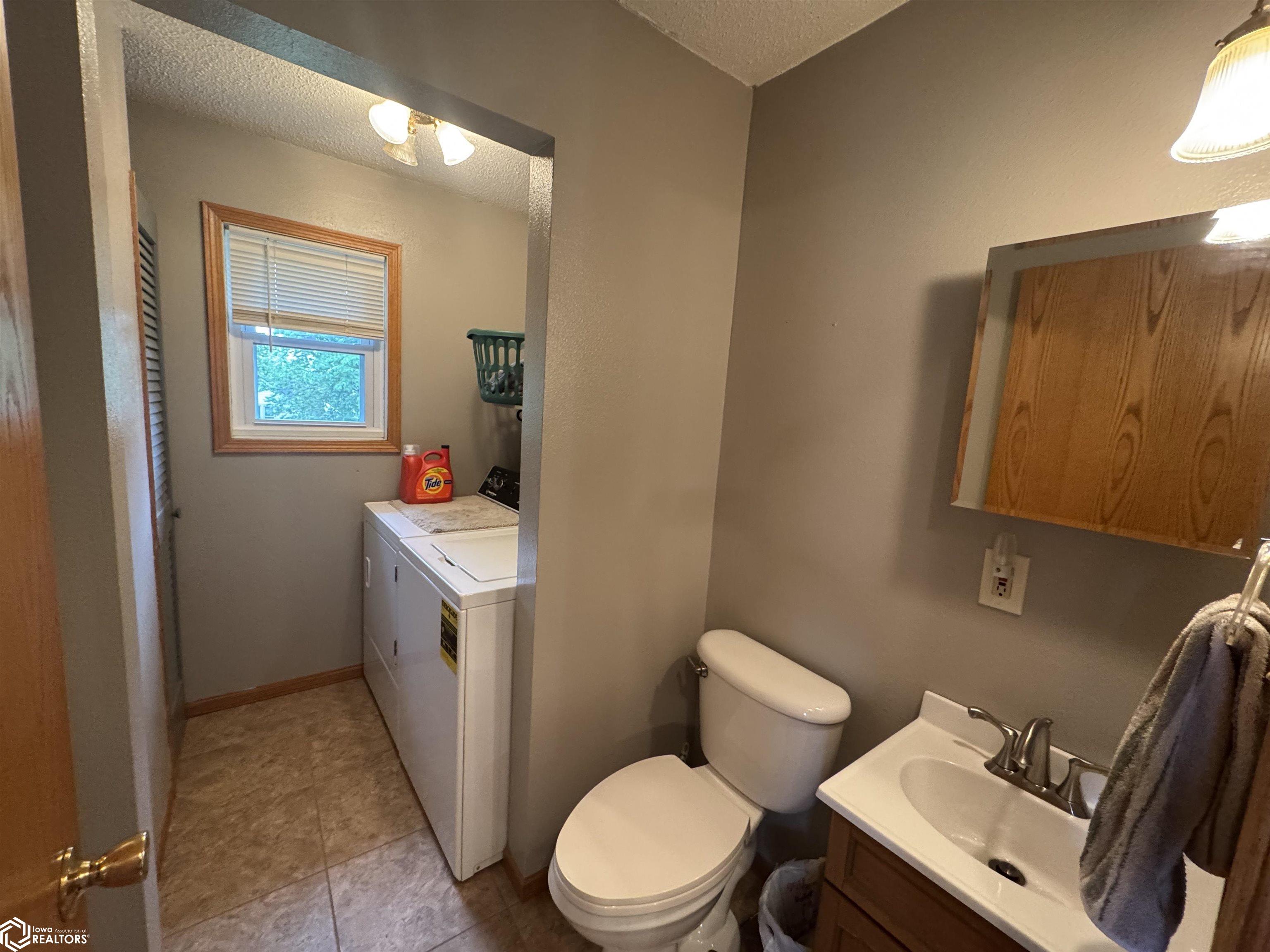 212 Albany Street, Ottumwa, Iowa image 21