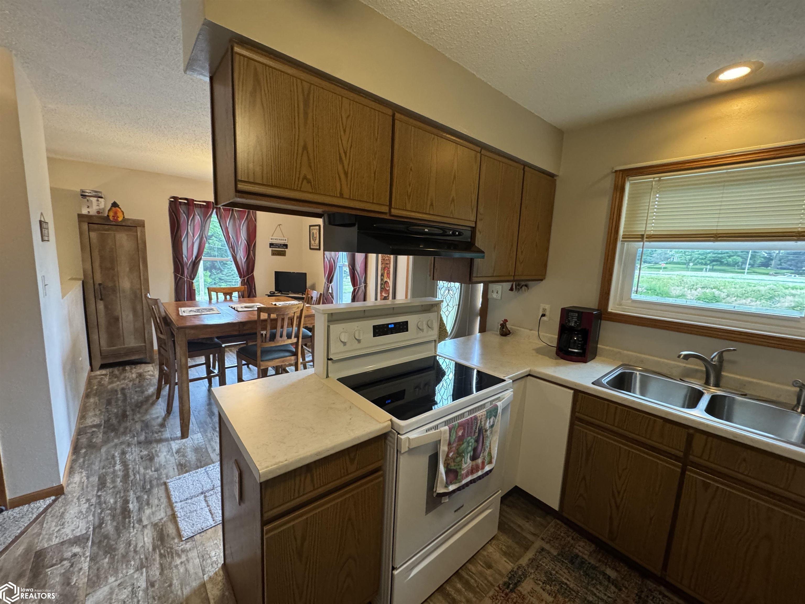 212 Albany Street, Ottumwa, Iowa image 10