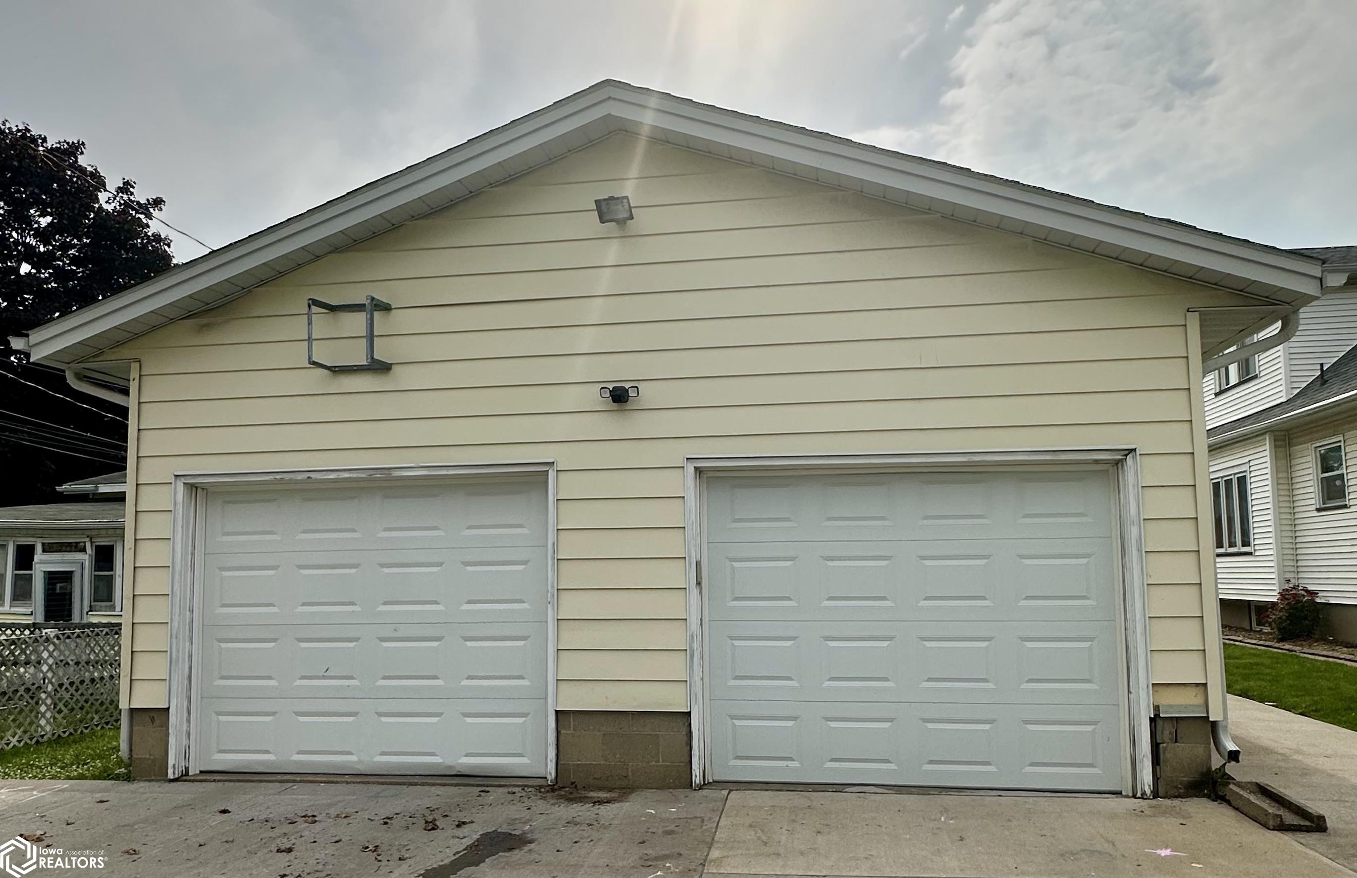 534 Broadway Street, West Burlington, Iowa image 20