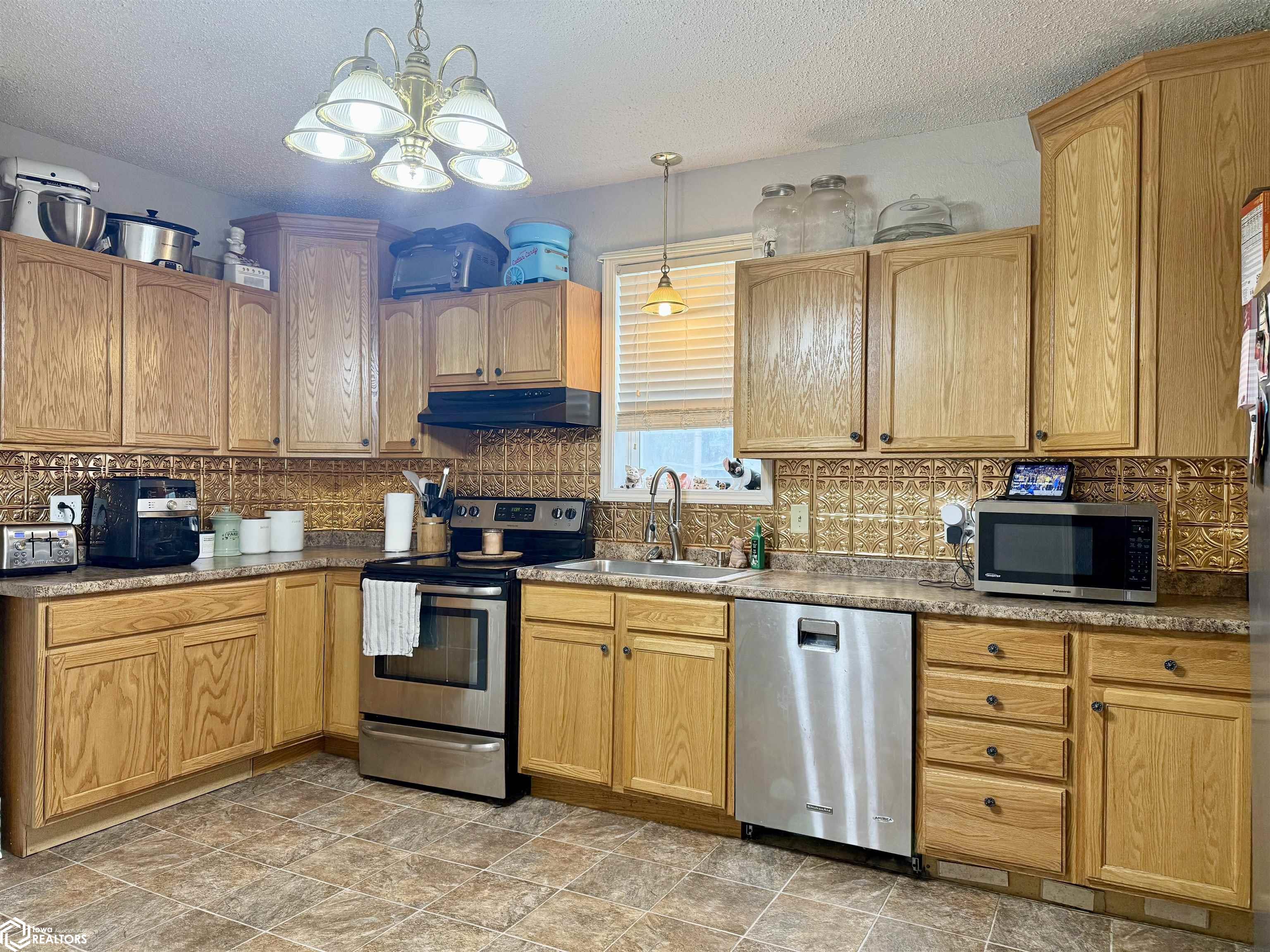 408 4th Avenue, Oskaloosa, Iowa image 9