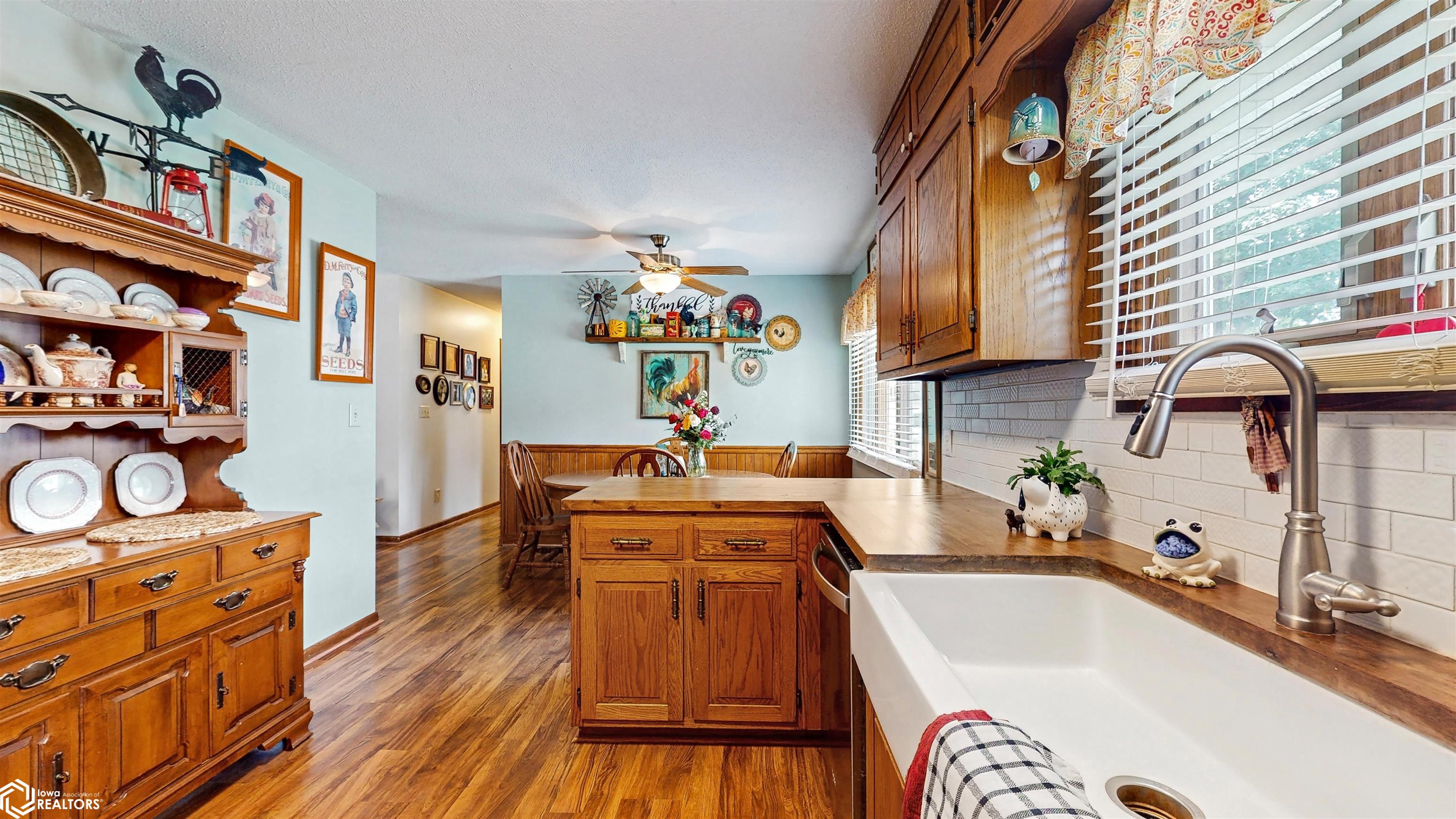 202 Oak Avenue, Mitchellville, Iowa image 12