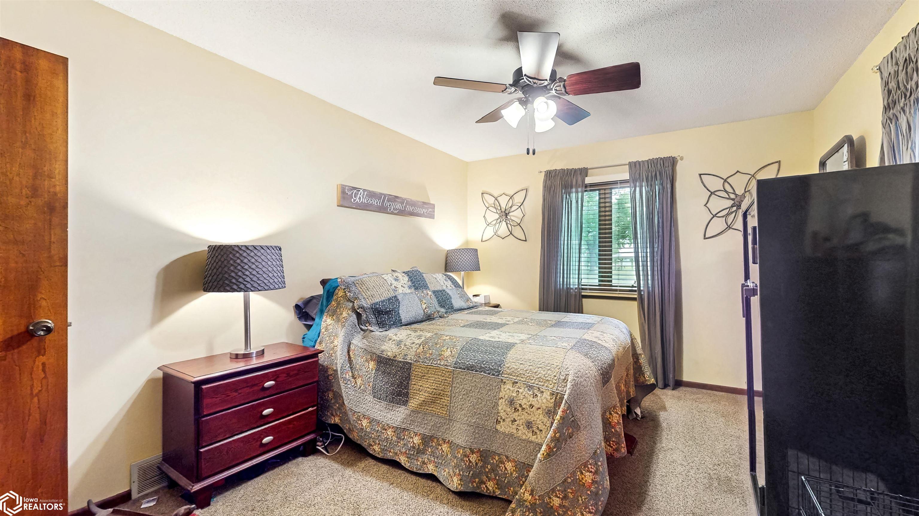 202 Oak Avenue, Mitchellville, Iowa image 13