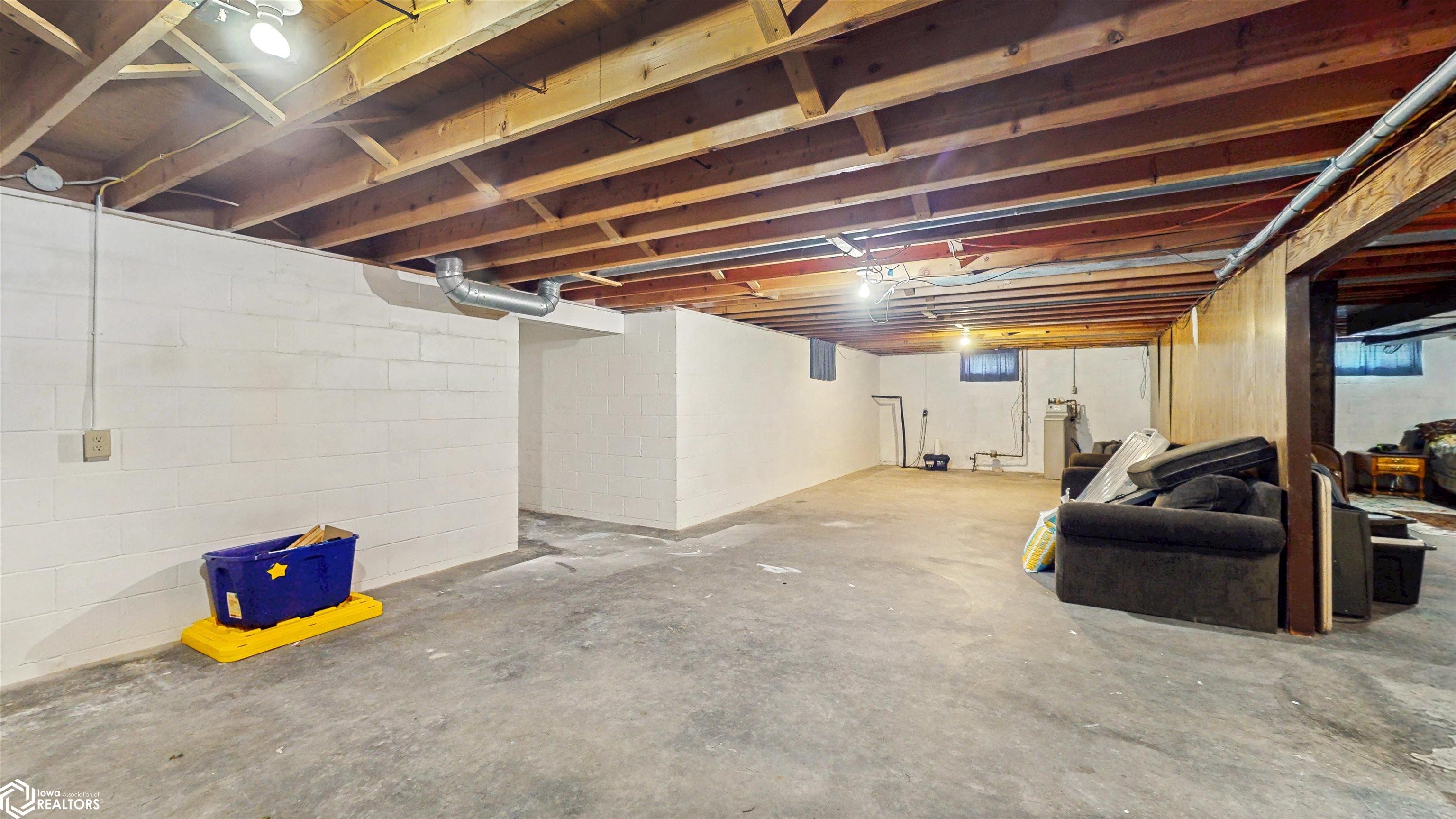 202 Oak Avenue, Mitchellville, Iowa image 22