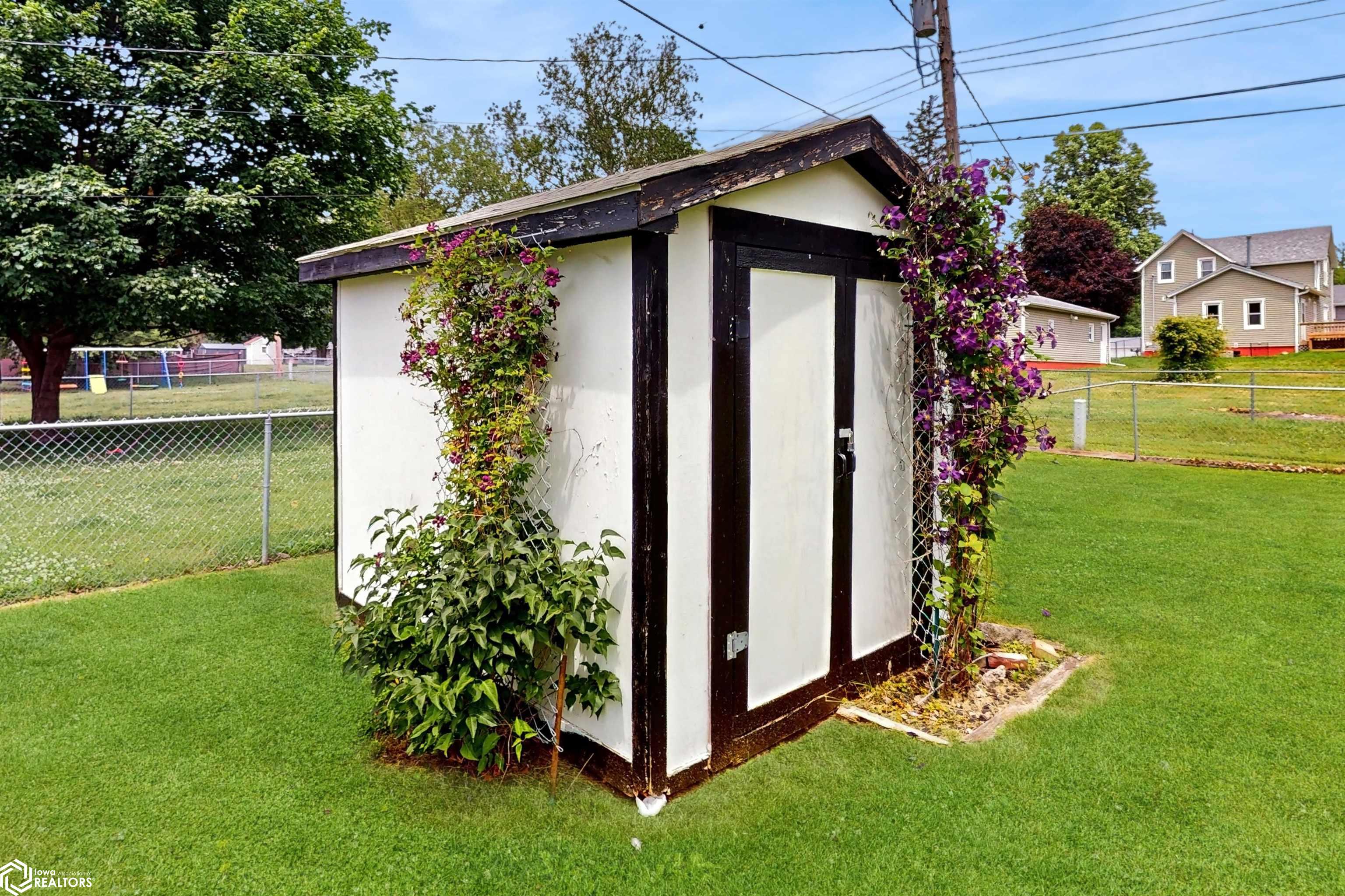 202 Oak Avenue, Mitchellville, Iowa image 30