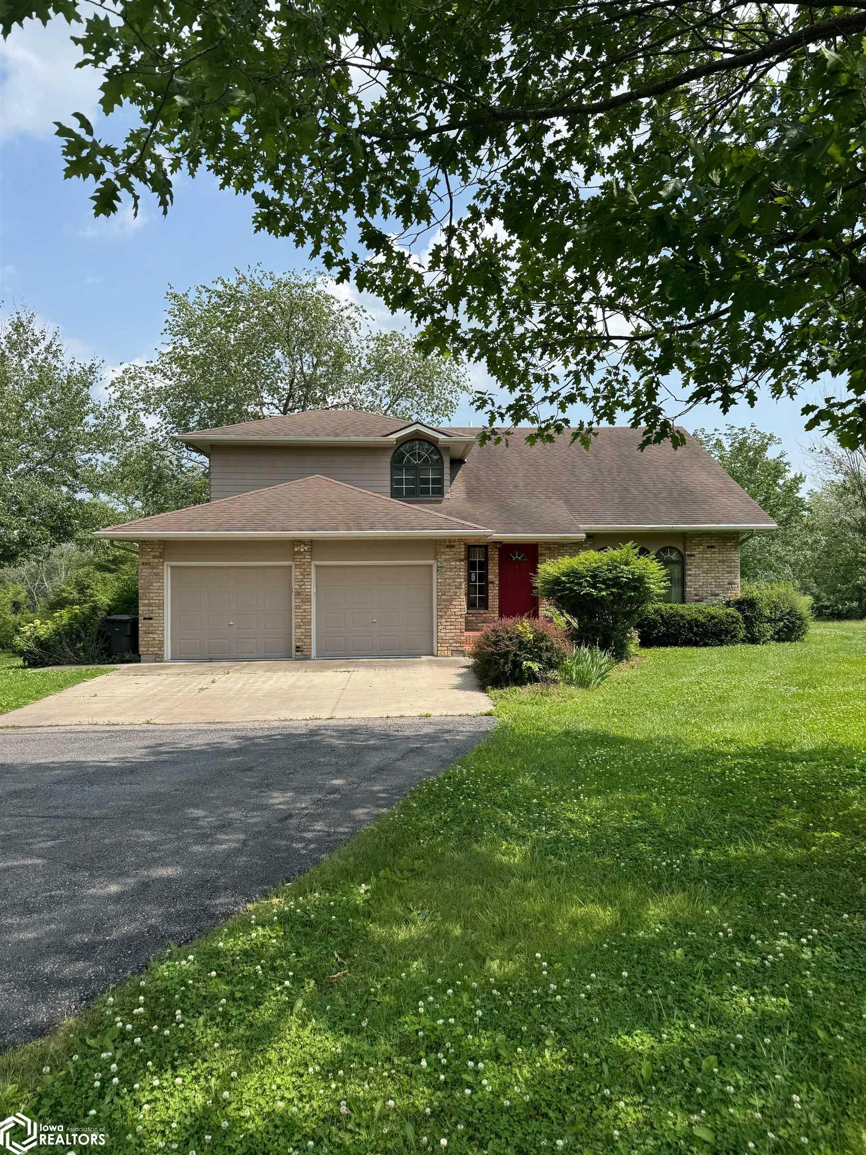 123 West South Street, Lamoni, Iowa image 1
