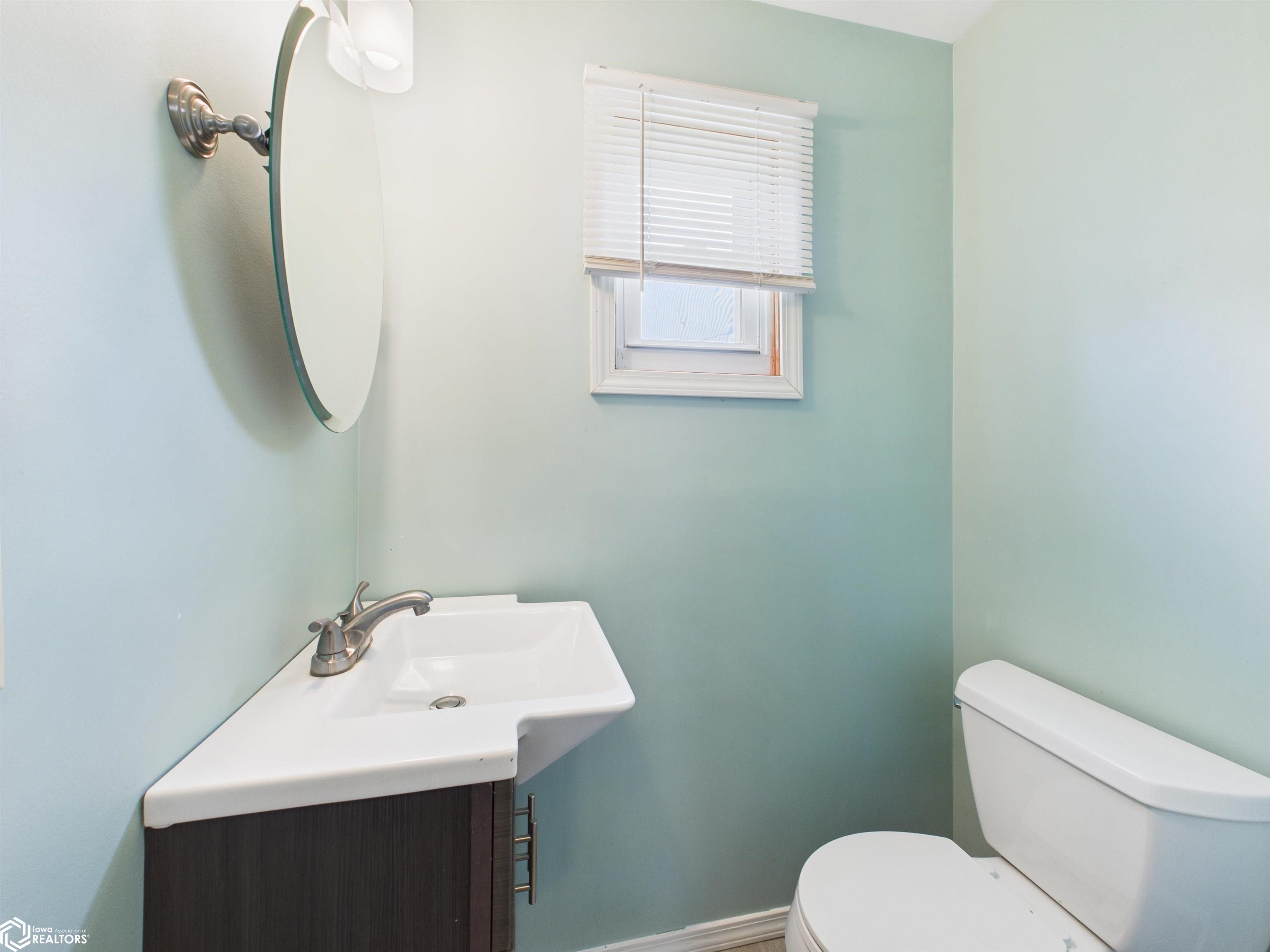51 S 8th, Hamilton, Illinois image 14