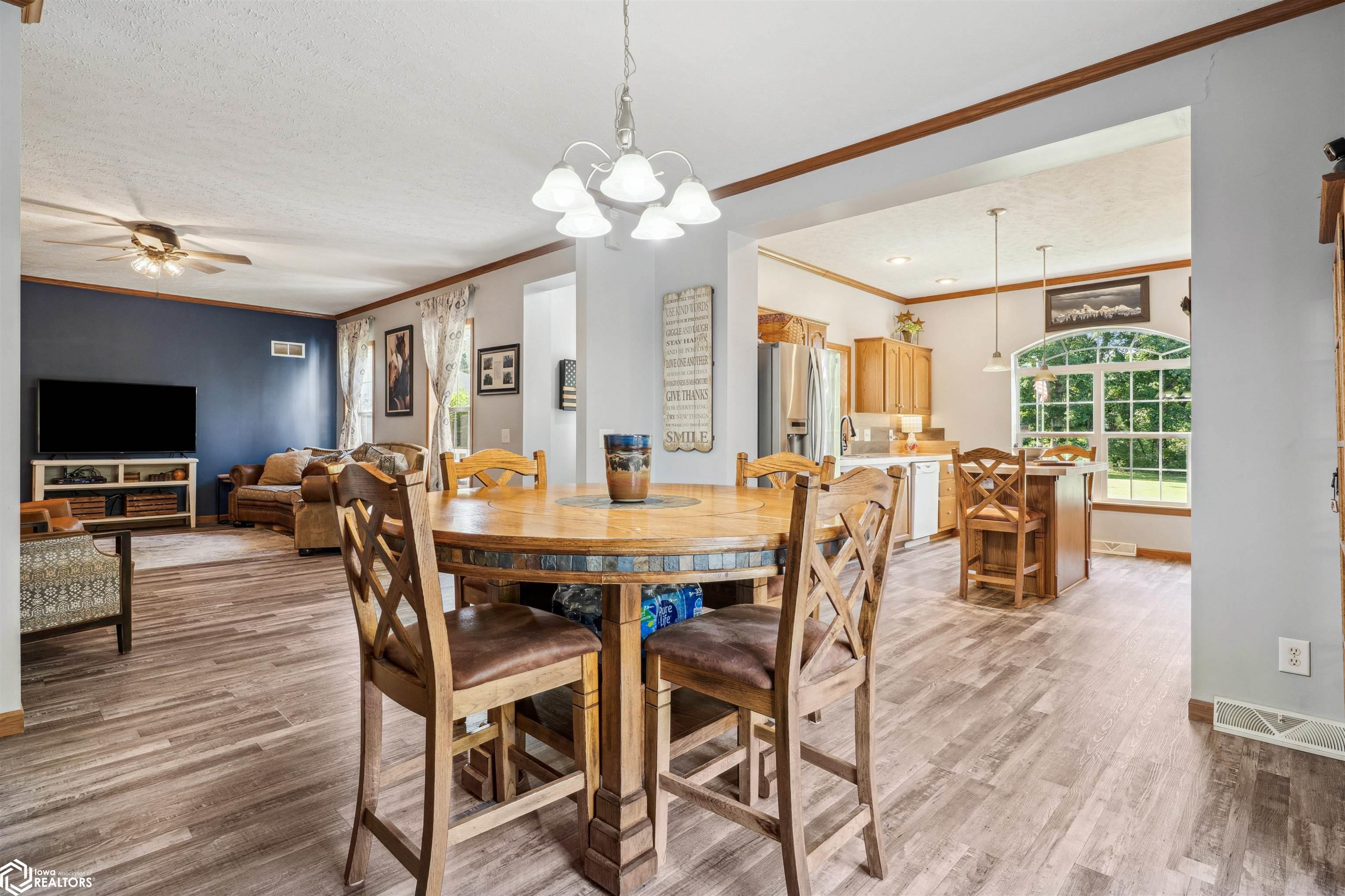 2461 Carbide Lane, Keokuk, Iowa image 11