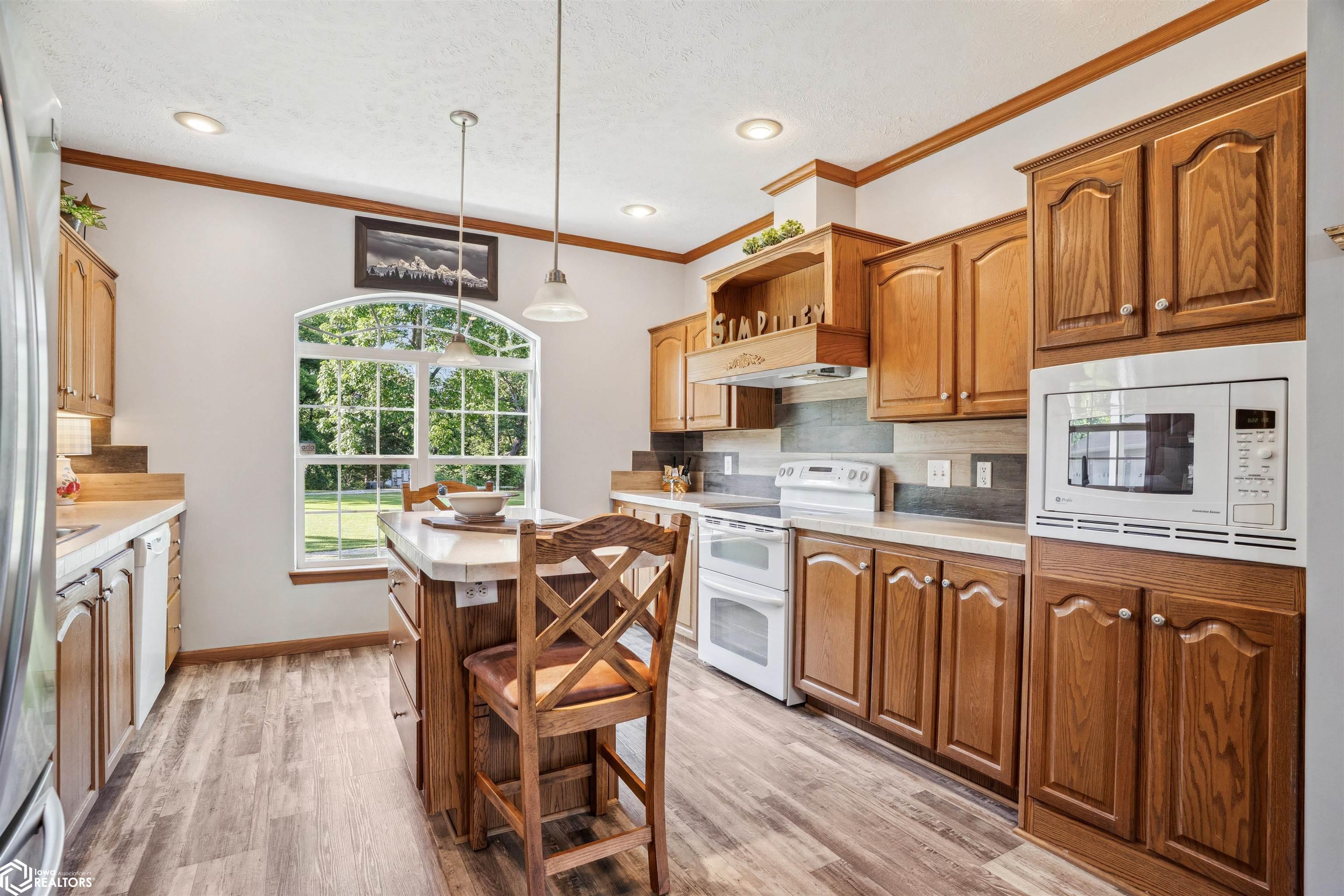 2461 Carbide Lane, Keokuk, Iowa image 13