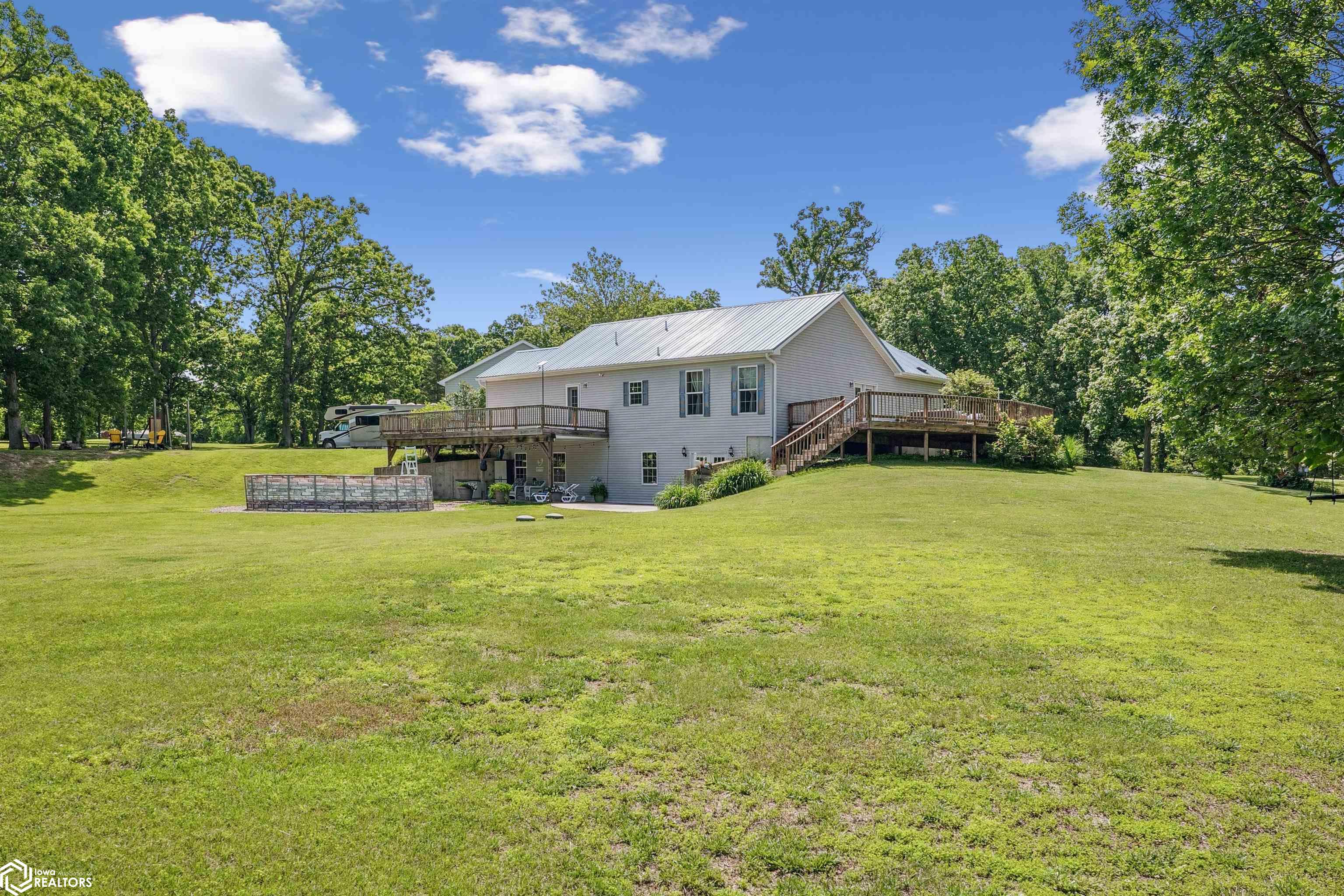 2461 Carbide Lane, Keokuk, Iowa image 4
