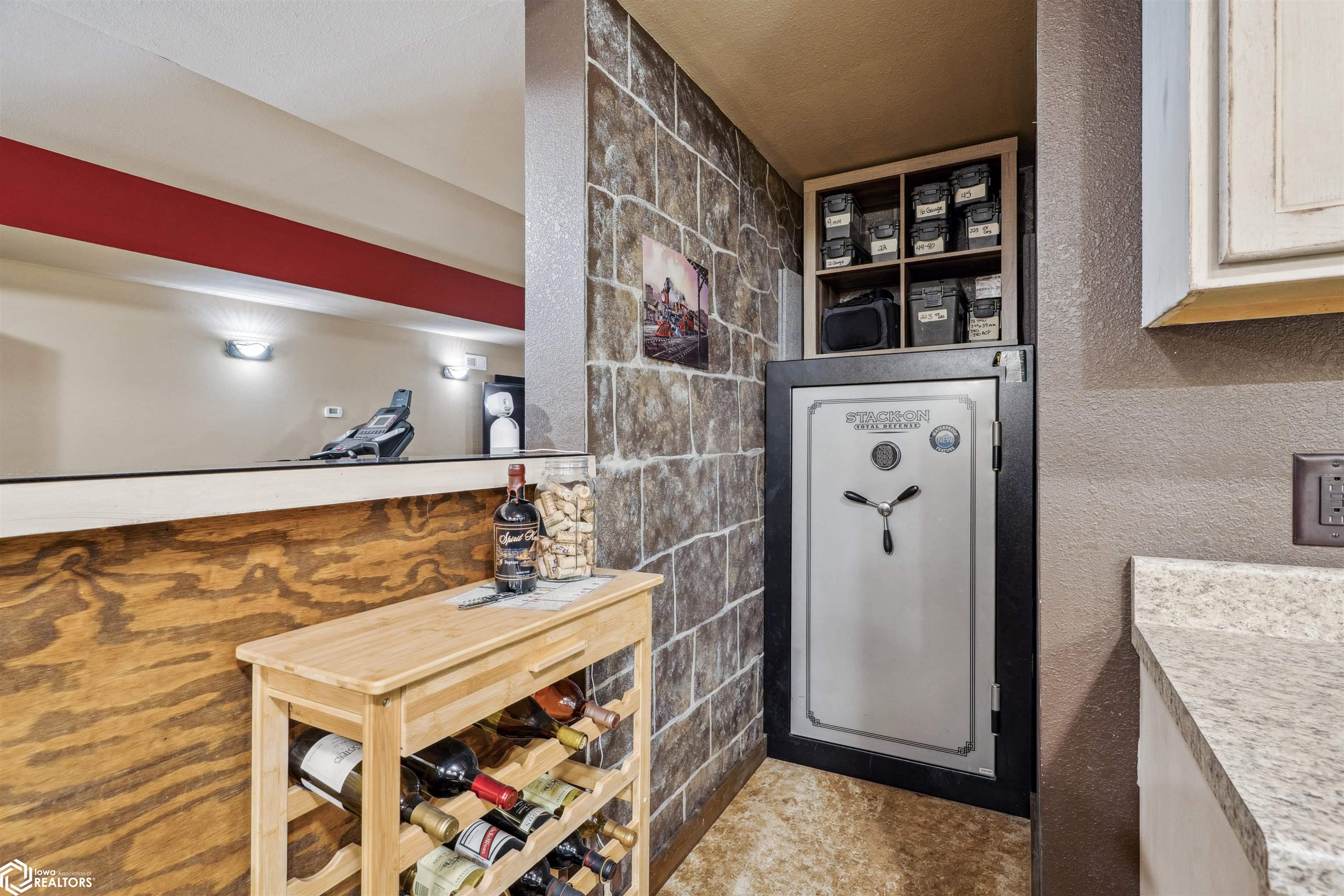 2461 Carbide Lane, Keokuk, Iowa image 38