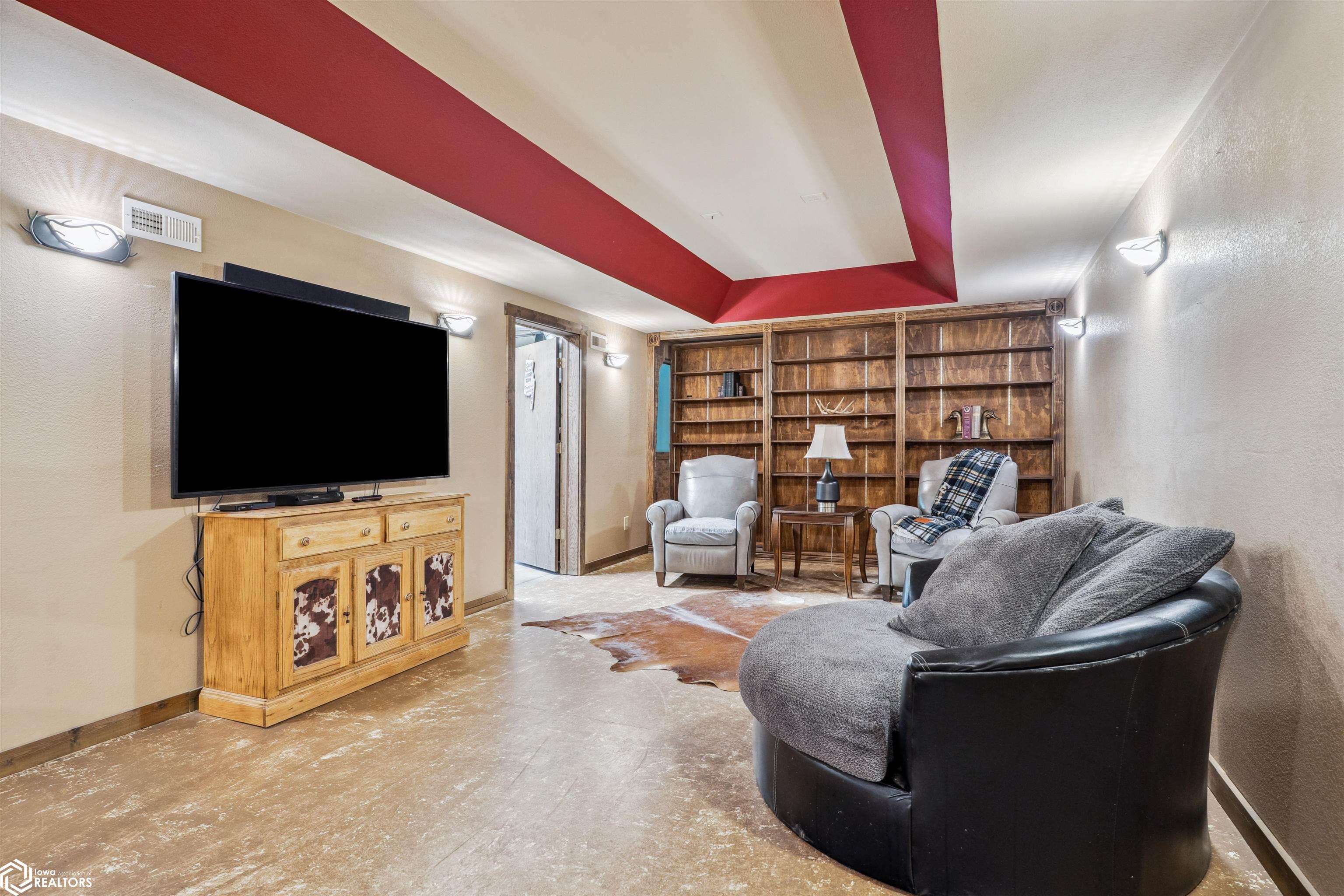 2461 Carbide Lane, Keokuk, Iowa image 39