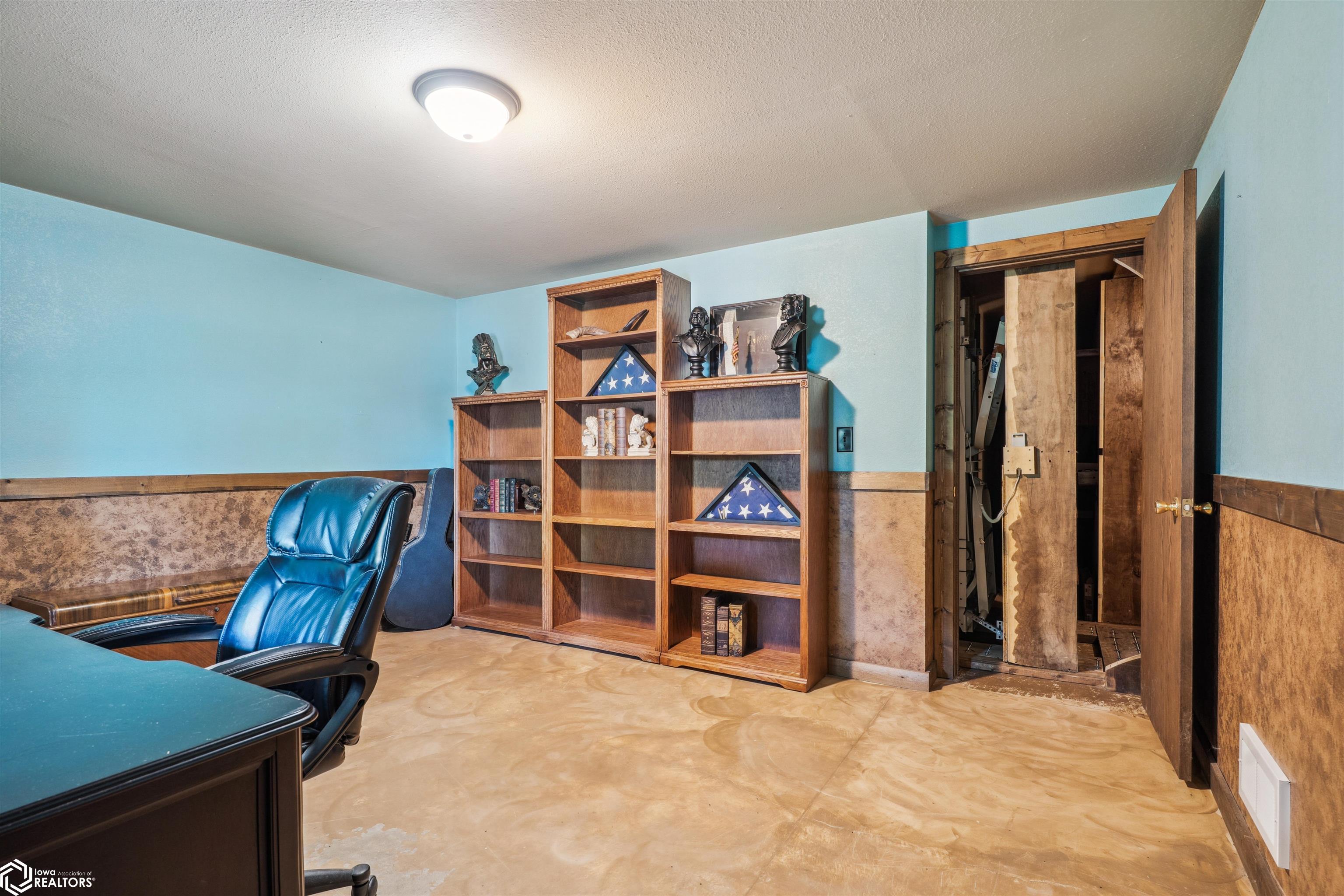 2461 Carbide Lane, Keokuk, Iowa image 42