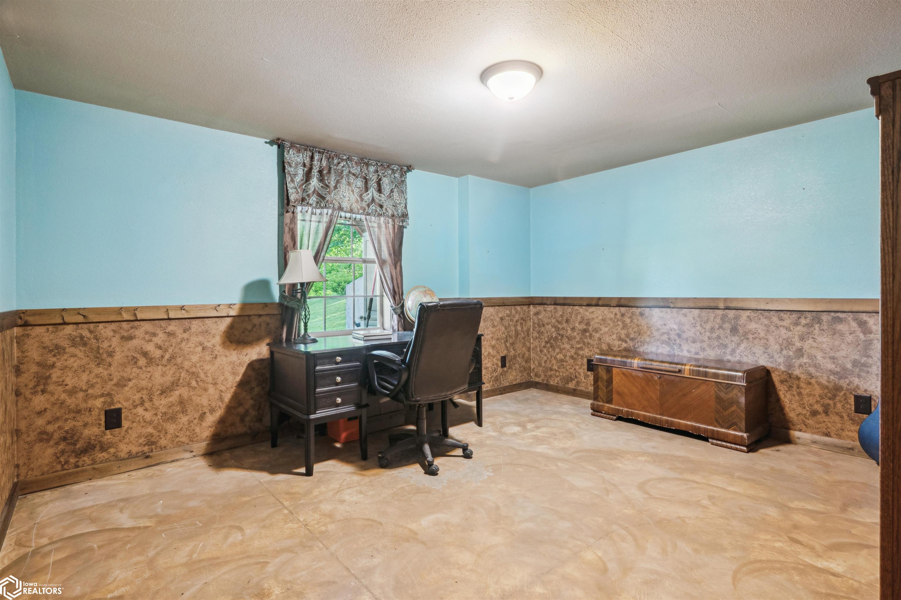 2461 Carbide Lane, Keokuk, Iowa image 43