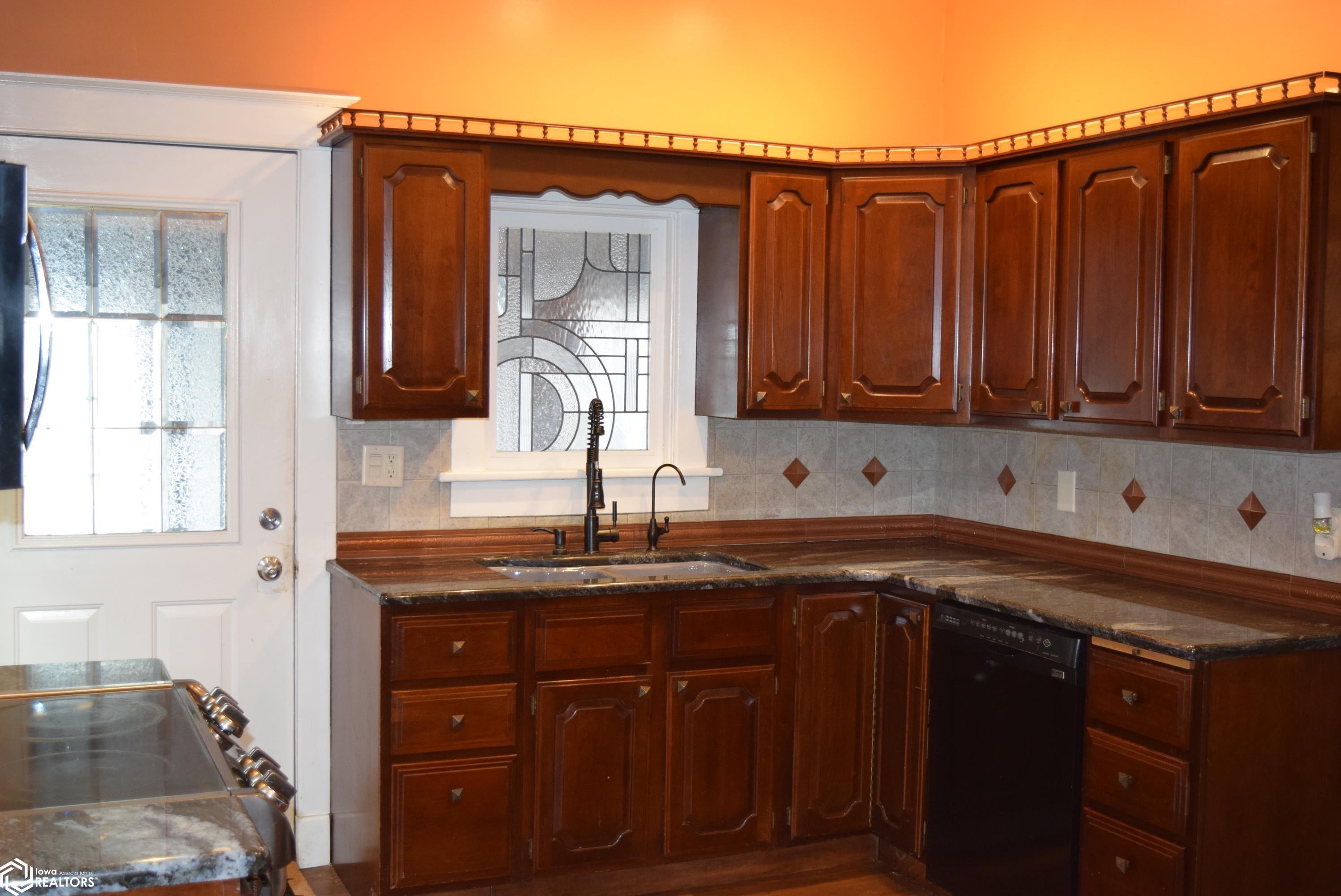 517 10th Street, Fort Madison, Iowa image 6