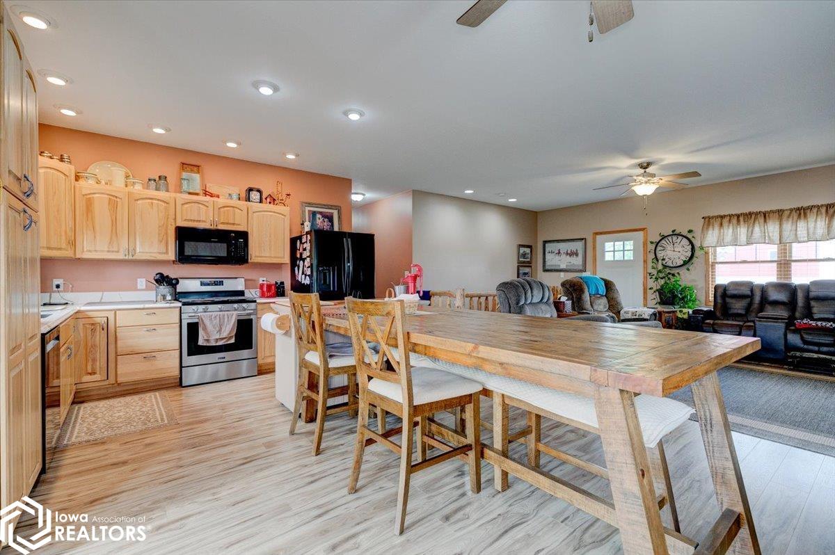15458 135th Street, Grand River, Iowa image 11