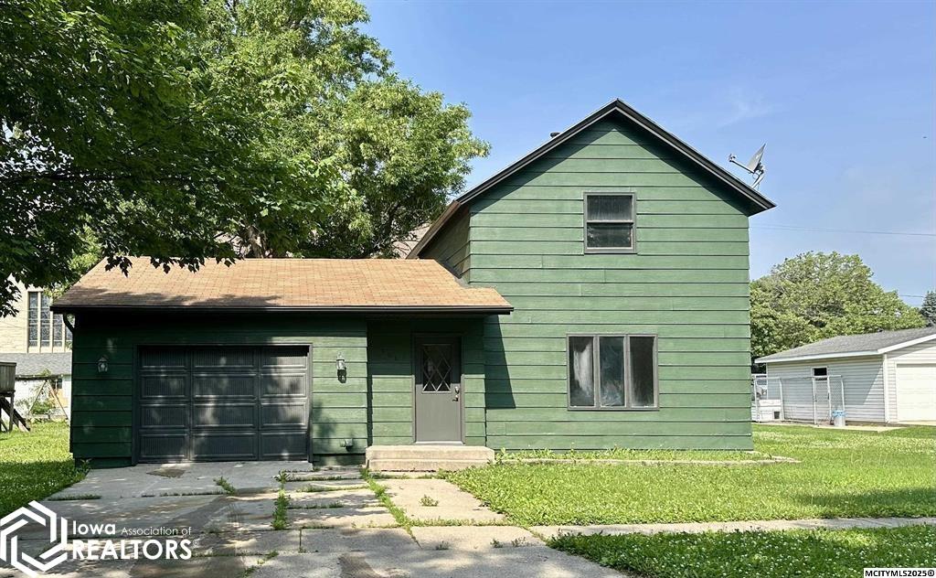 304 10th Street, Northwood, Iowa image 1