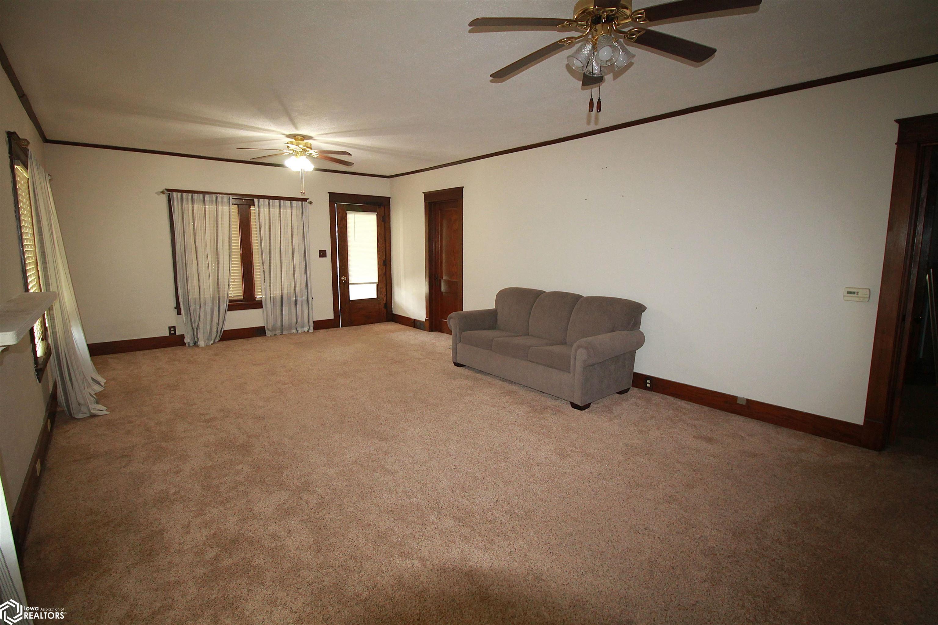 219 W Clark Street, Clarinda, Iowa image 6