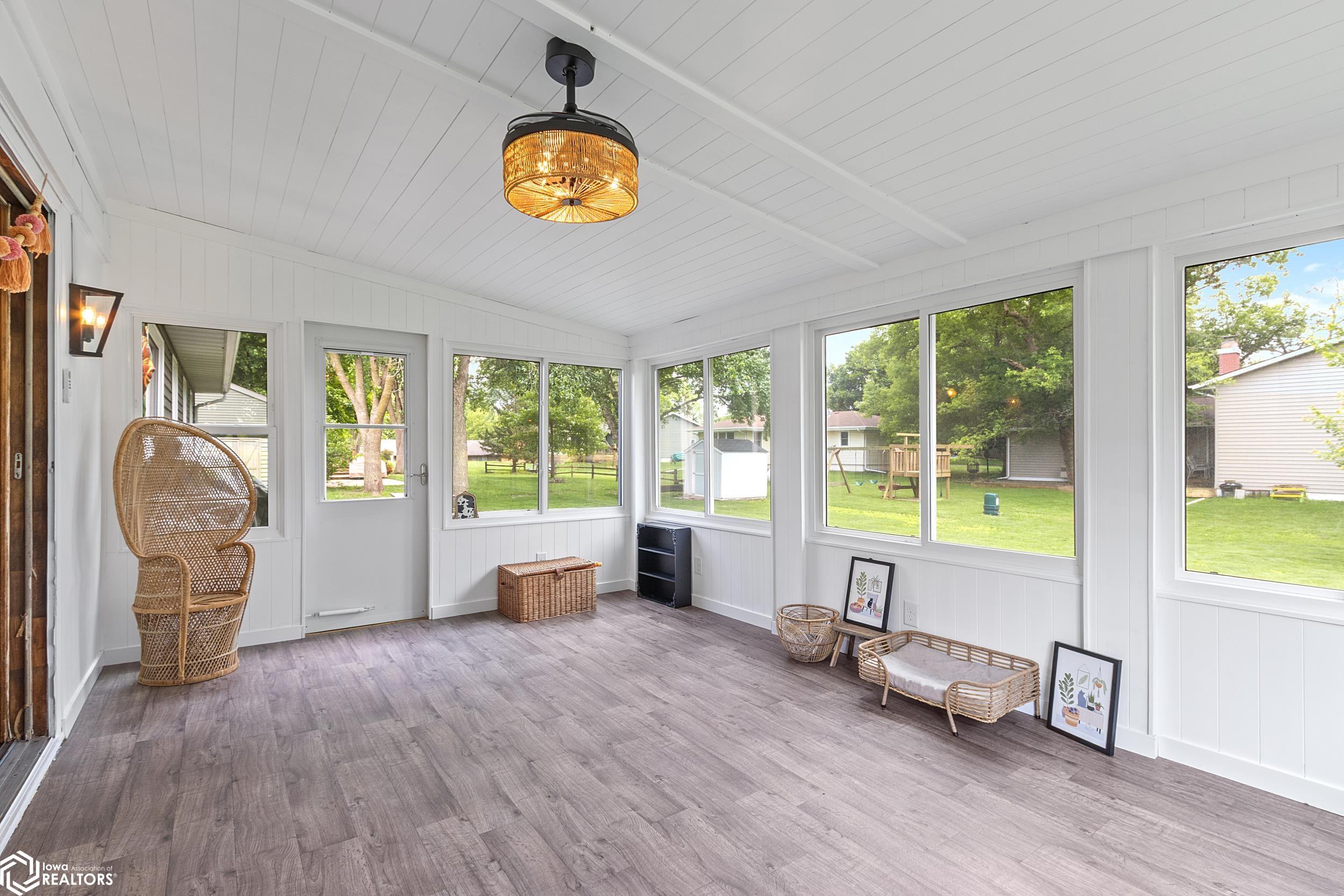 8 Williamsburg Cir, Mason City, Iowa image 11